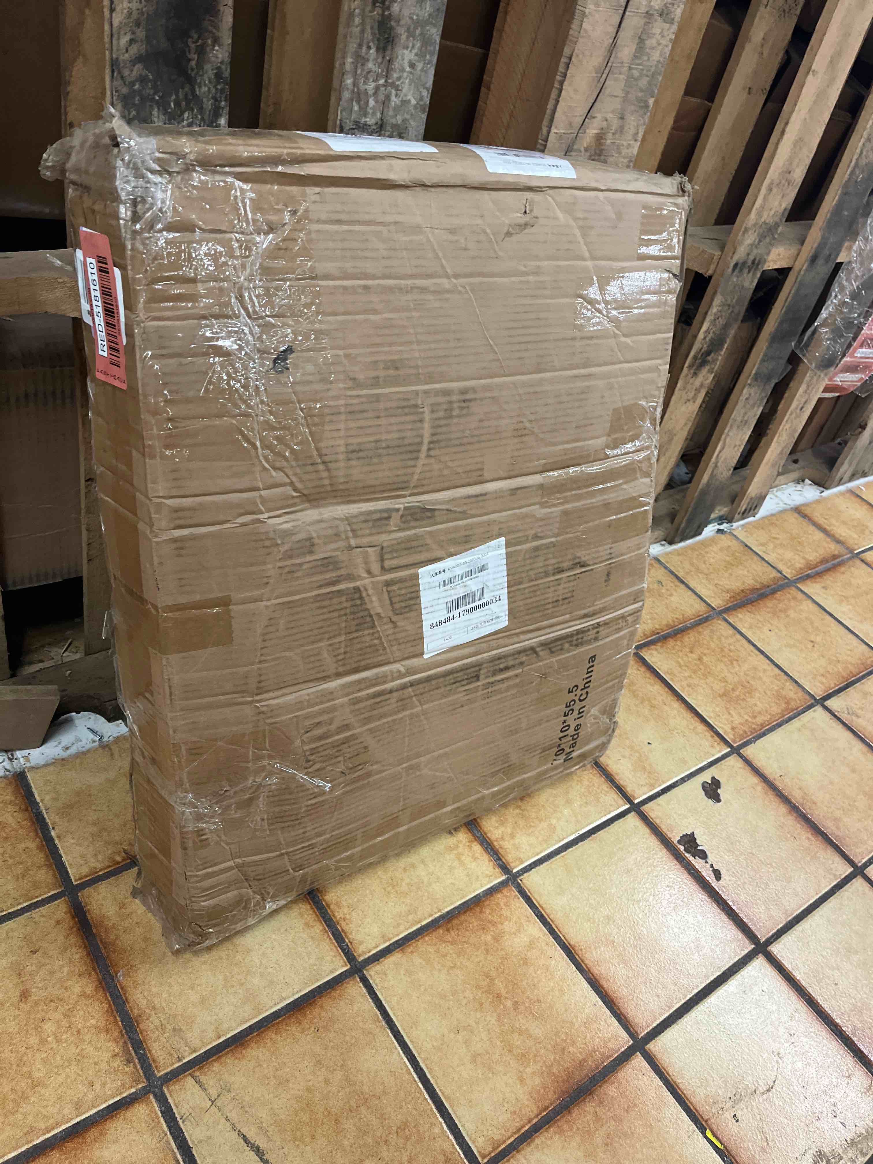 https://s3.amazonaws.com/lotting-images-prod/phillipi/RED5181610_1695326859804.jpeg