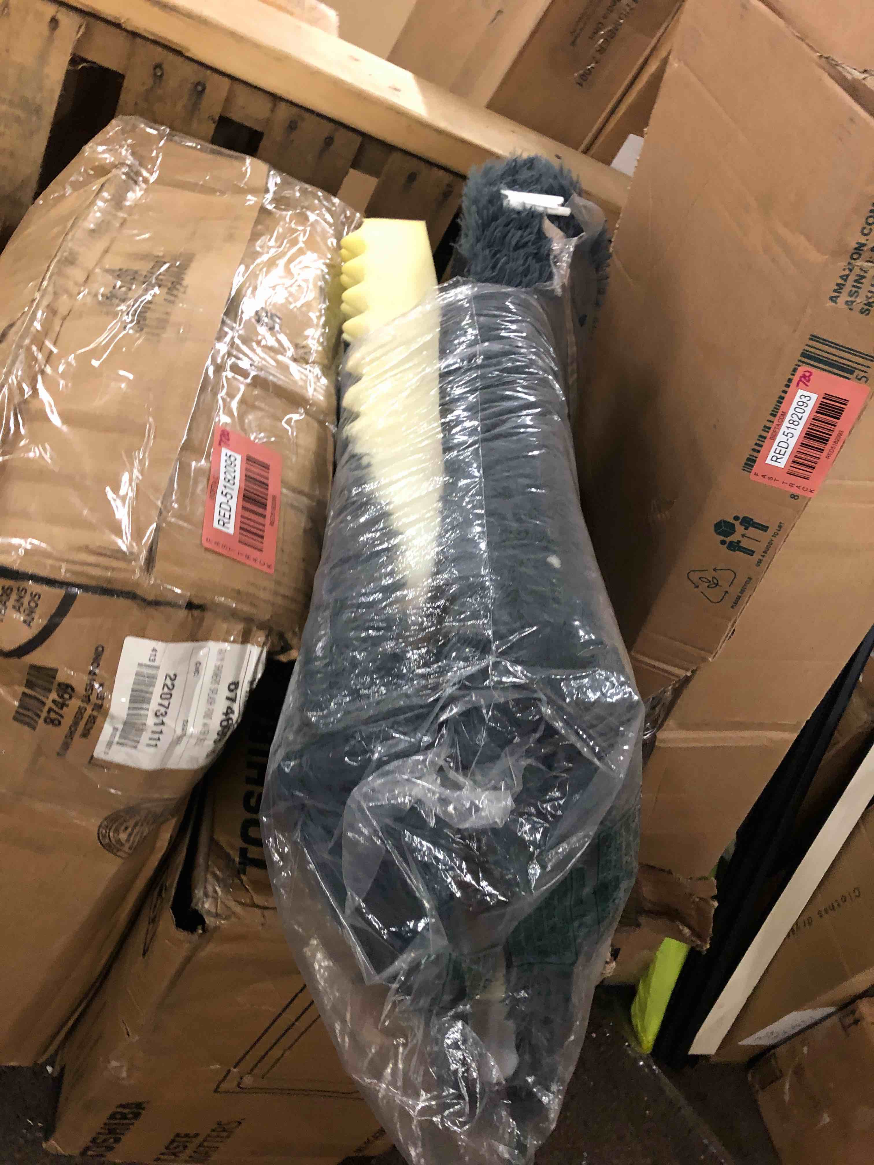 https://s3.amazonaws.com/lotting-images-prod/phillipi/RED5182090_1696614013436.jpeg