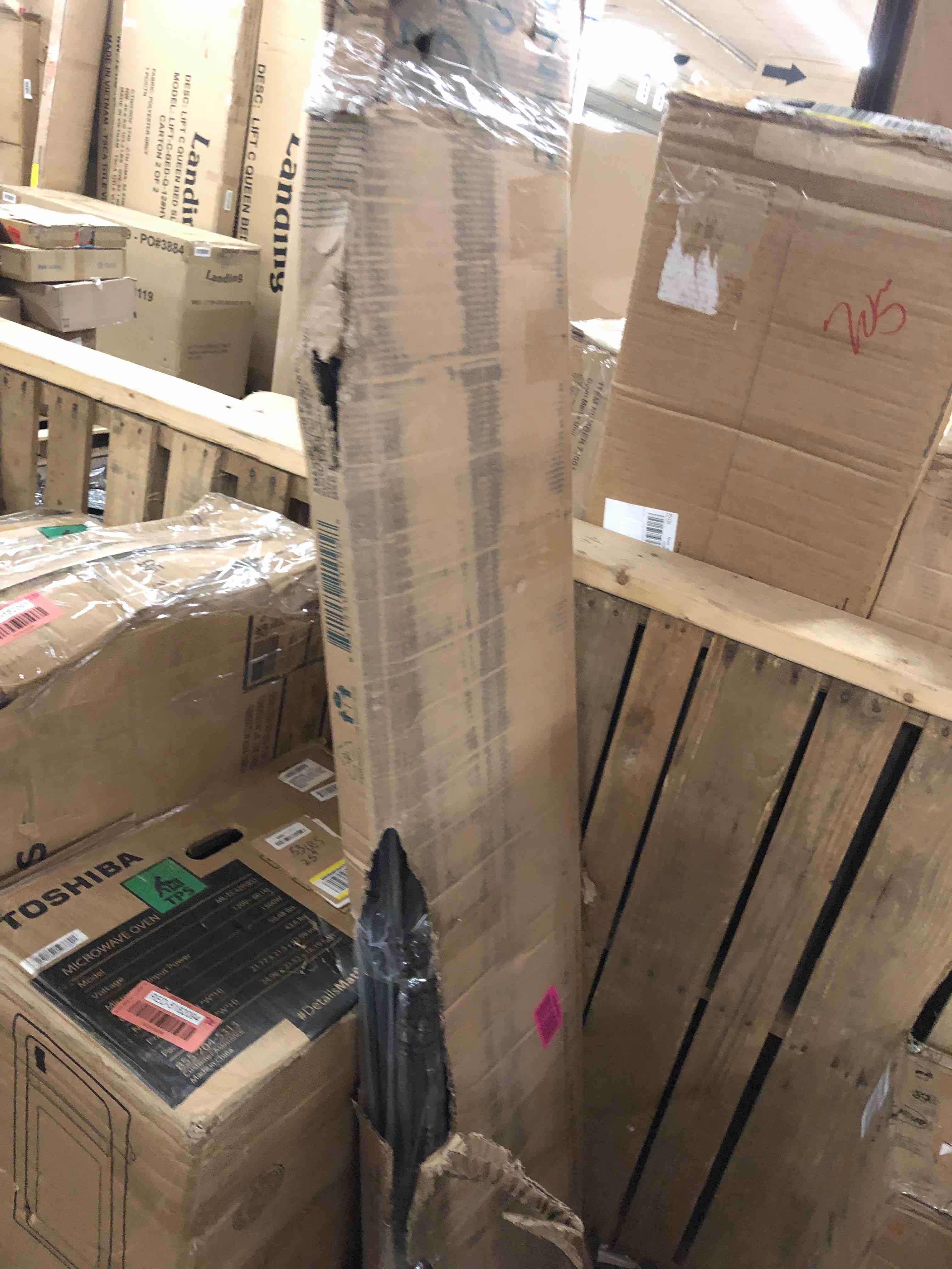 https://s3.amazonaws.com/lotting-images-prod/phillipi/RED5182093_1696613535247.jpeg
