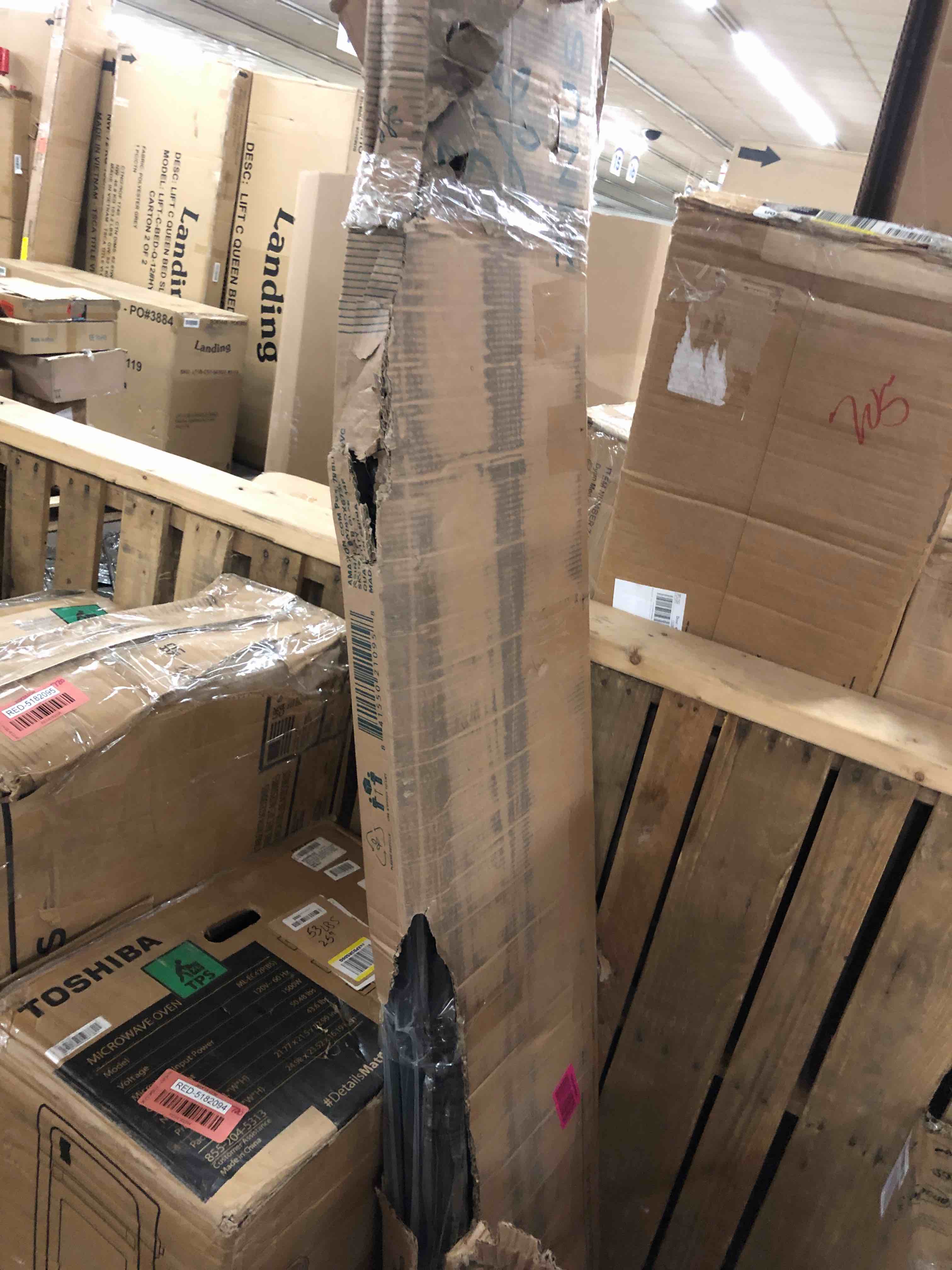 https://s3.amazonaws.com/lotting-images-prod/phillipi/RED5182093_1696613536578.jpeg