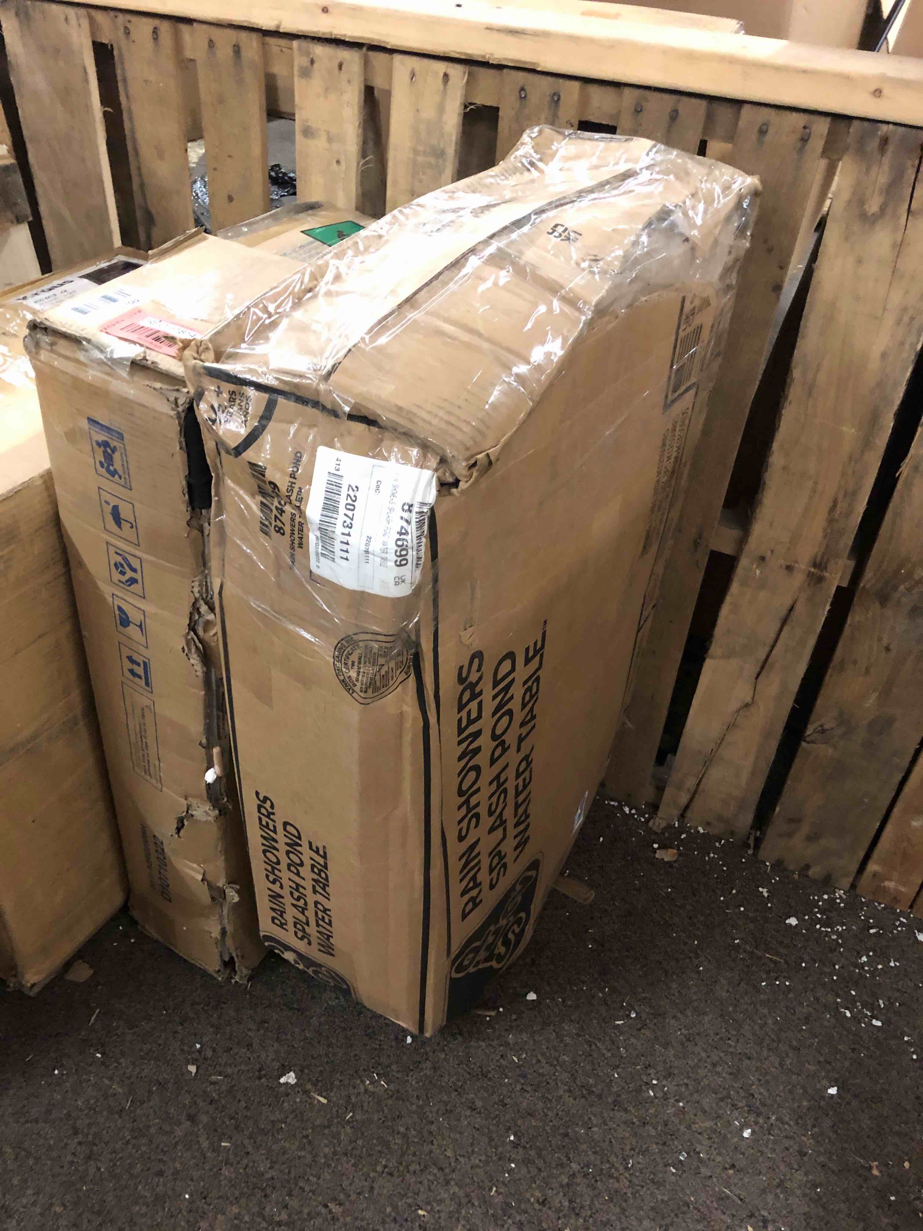https://s3.amazonaws.com/lotting-images-prod/phillipi/RED5182095_1696613324581.jpeg