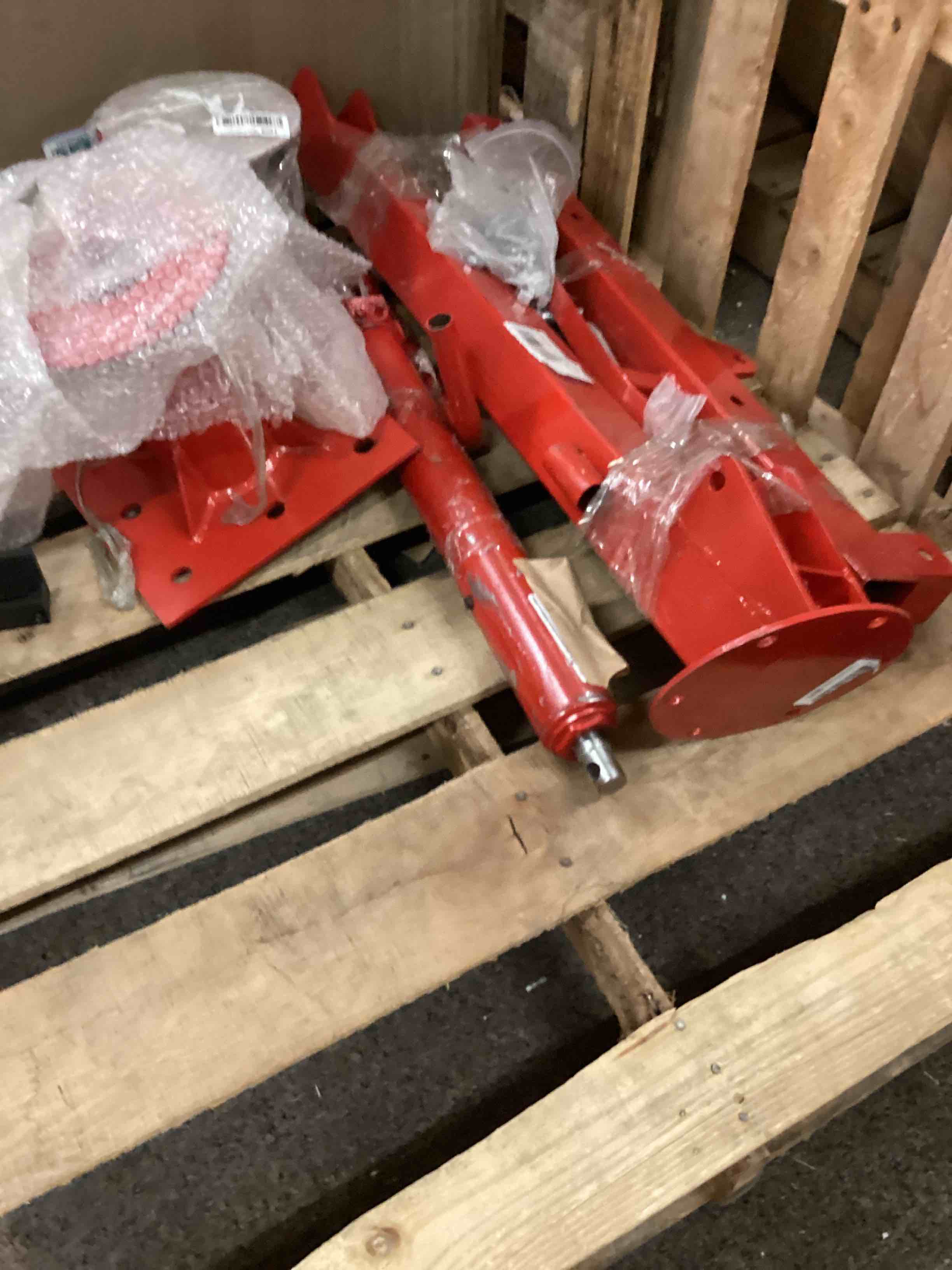 https://s3.amazonaws.com/lotting-images-prod/phillipi/RED5182446_1696528664202.jpeg