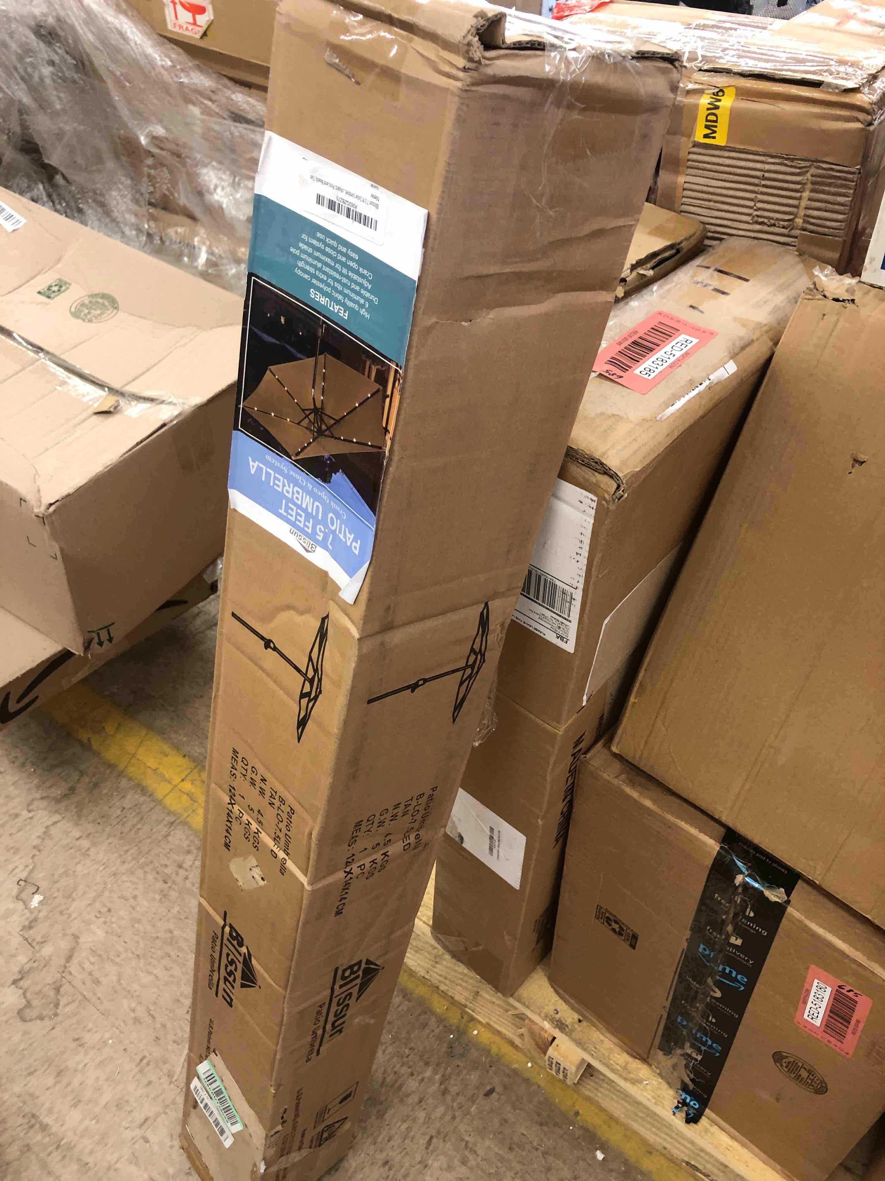 https://s3.amazonaws.com/lotting-images-prod/phillipi/RED5183191_1692365871534.jpeg