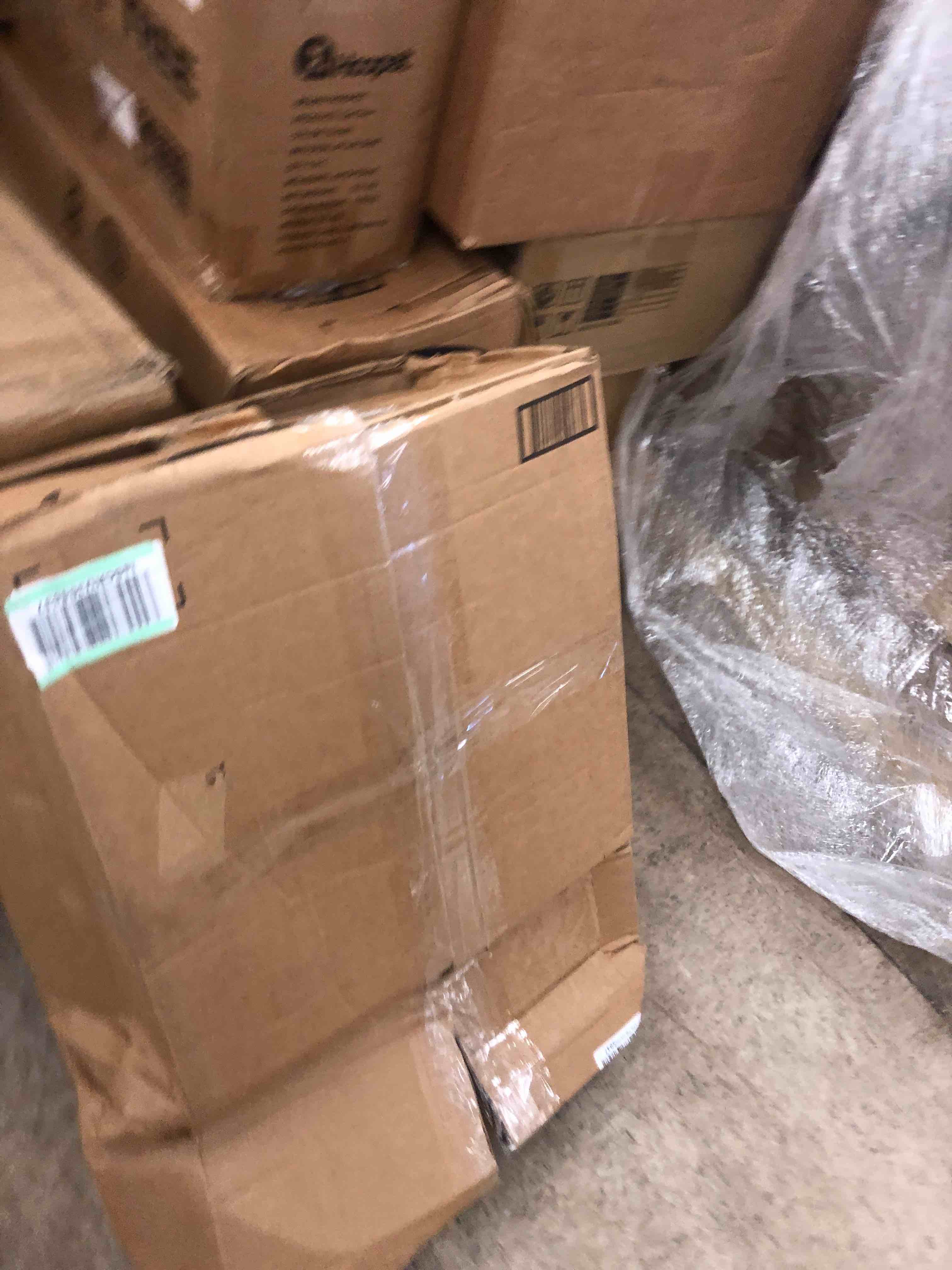 https://s3.amazonaws.com/lotting-images-prod/phillipi/RED5183201_1692367967478.jpeg