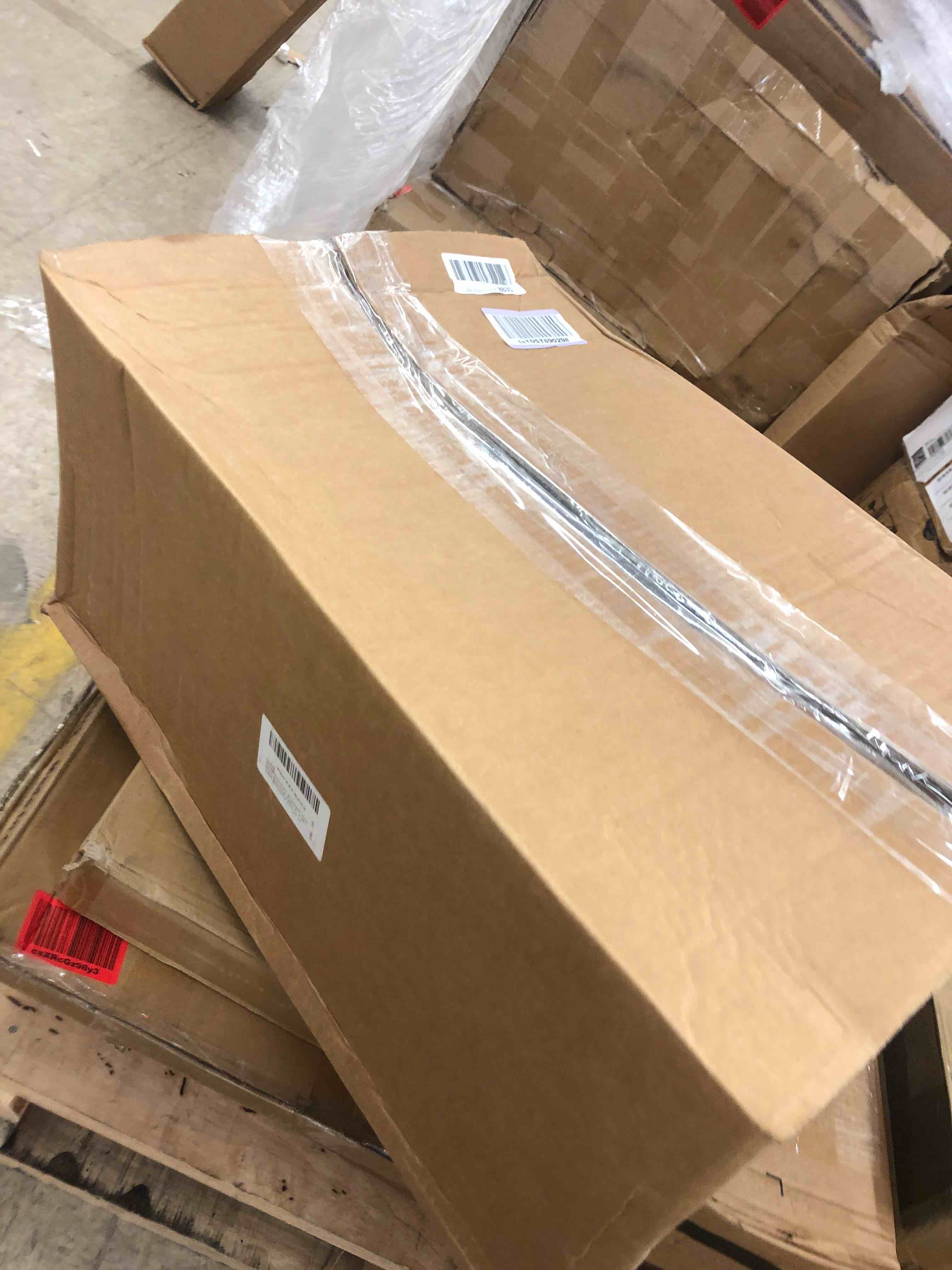 https://s3.amazonaws.com/lotting-images-prod/phillipi/RED5183207_1692370278036.jpeg