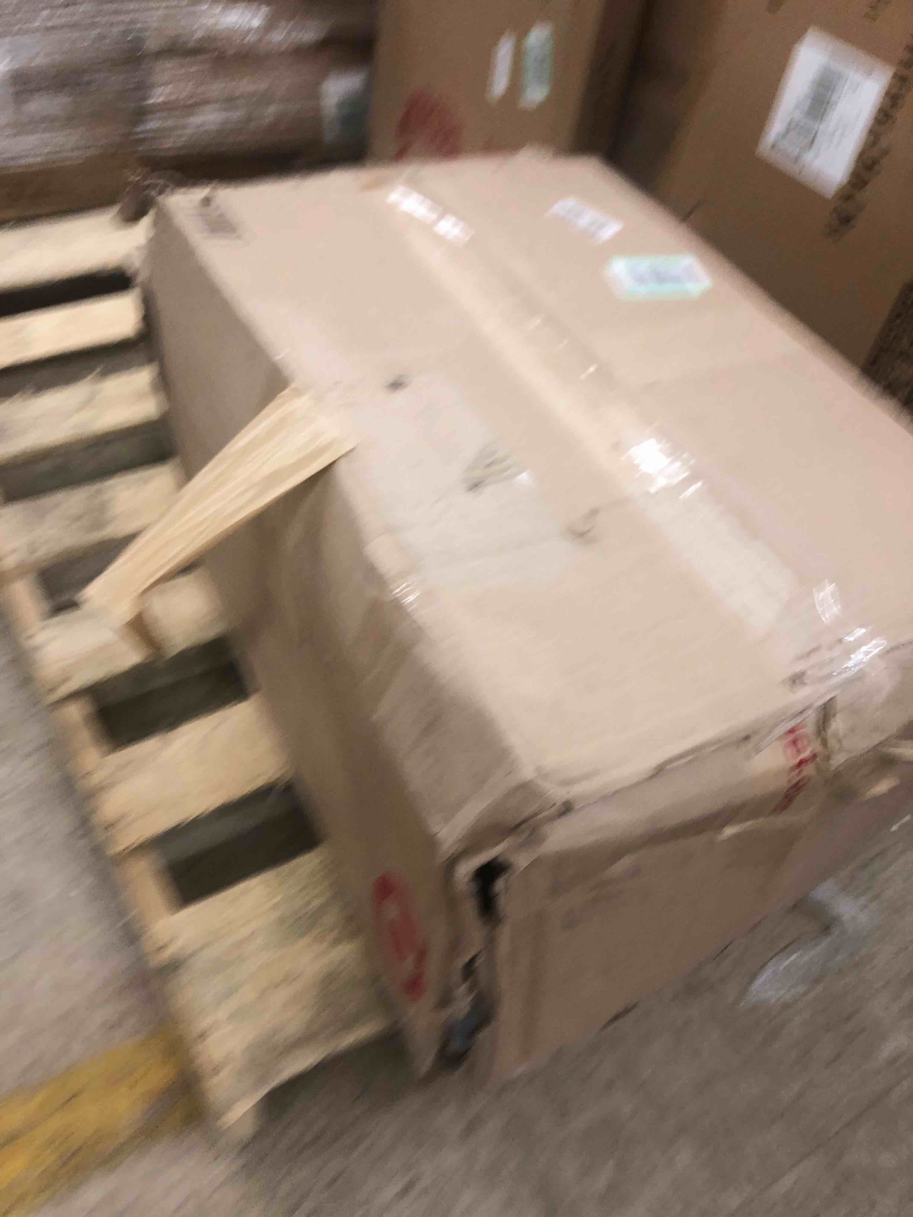 https://s3.amazonaws.com/lotting-images-prod/phillipi/RED5183265_1692382333694.jpeg