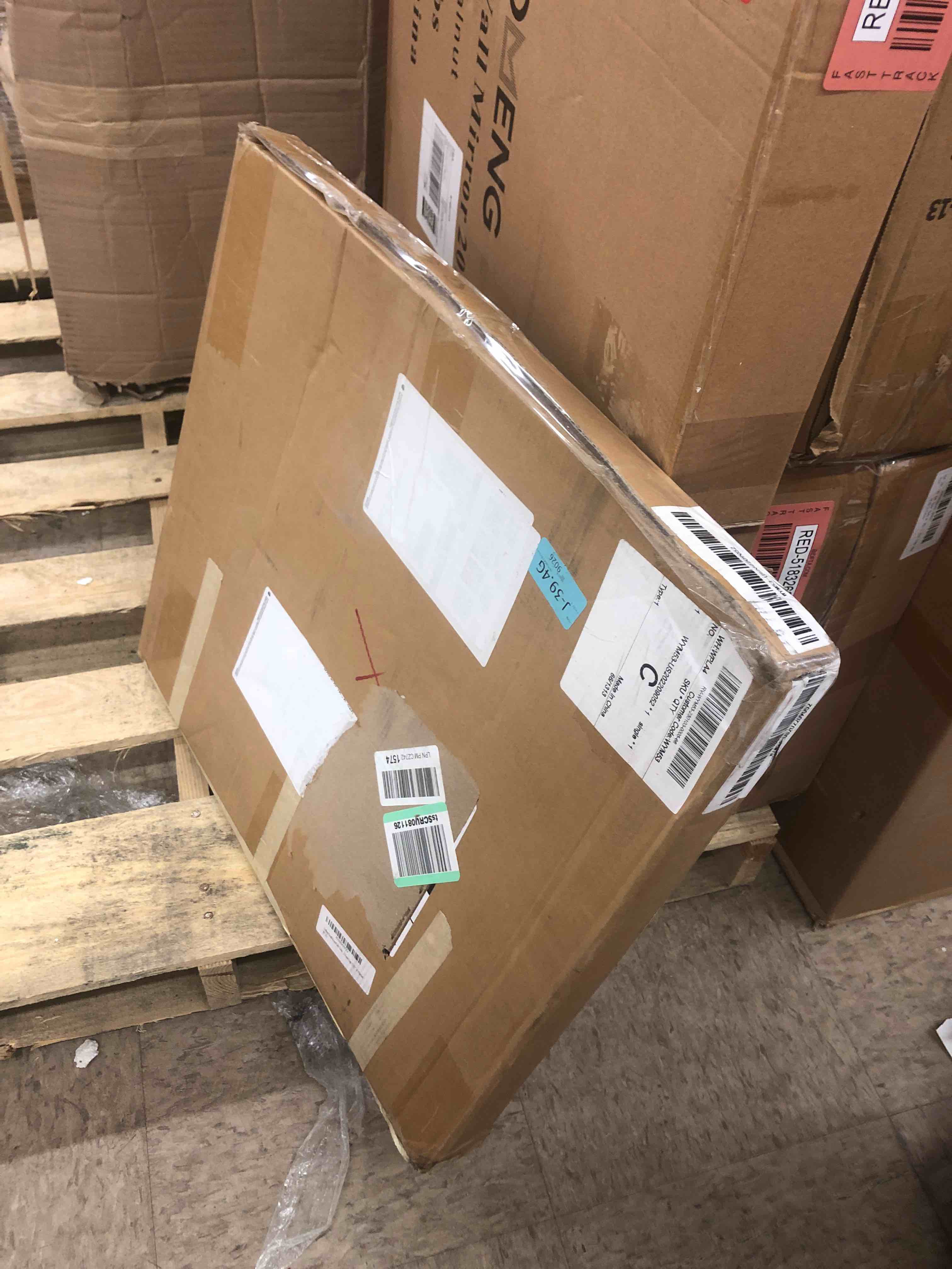 https://s3.amazonaws.com/lotting-images-prod/phillipi/RED5183267_1692382534497.jpeg