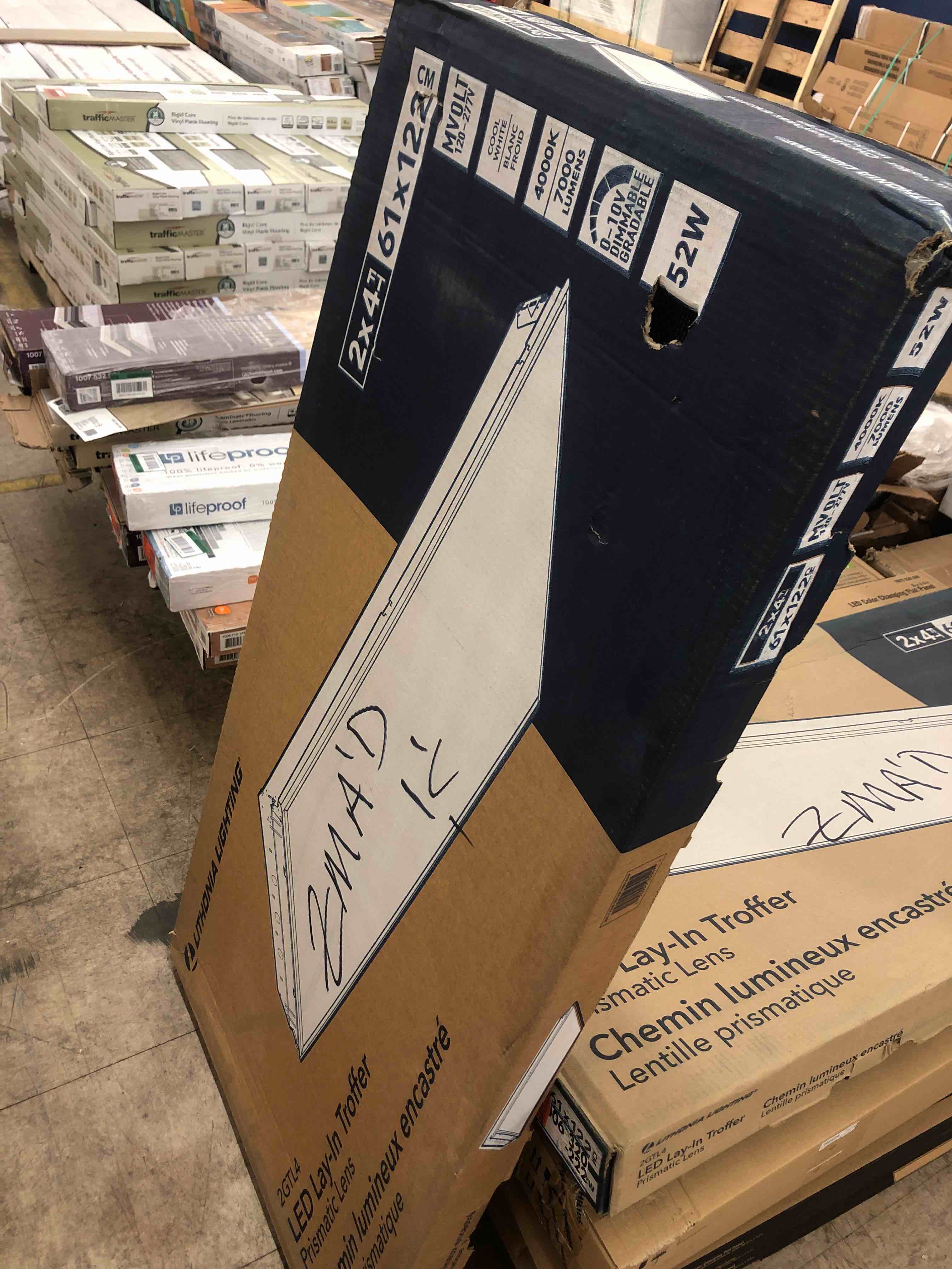 https://s3.amazonaws.com/lotting-images-prod/phillipi/RED5183817_1696524057437.jpeg