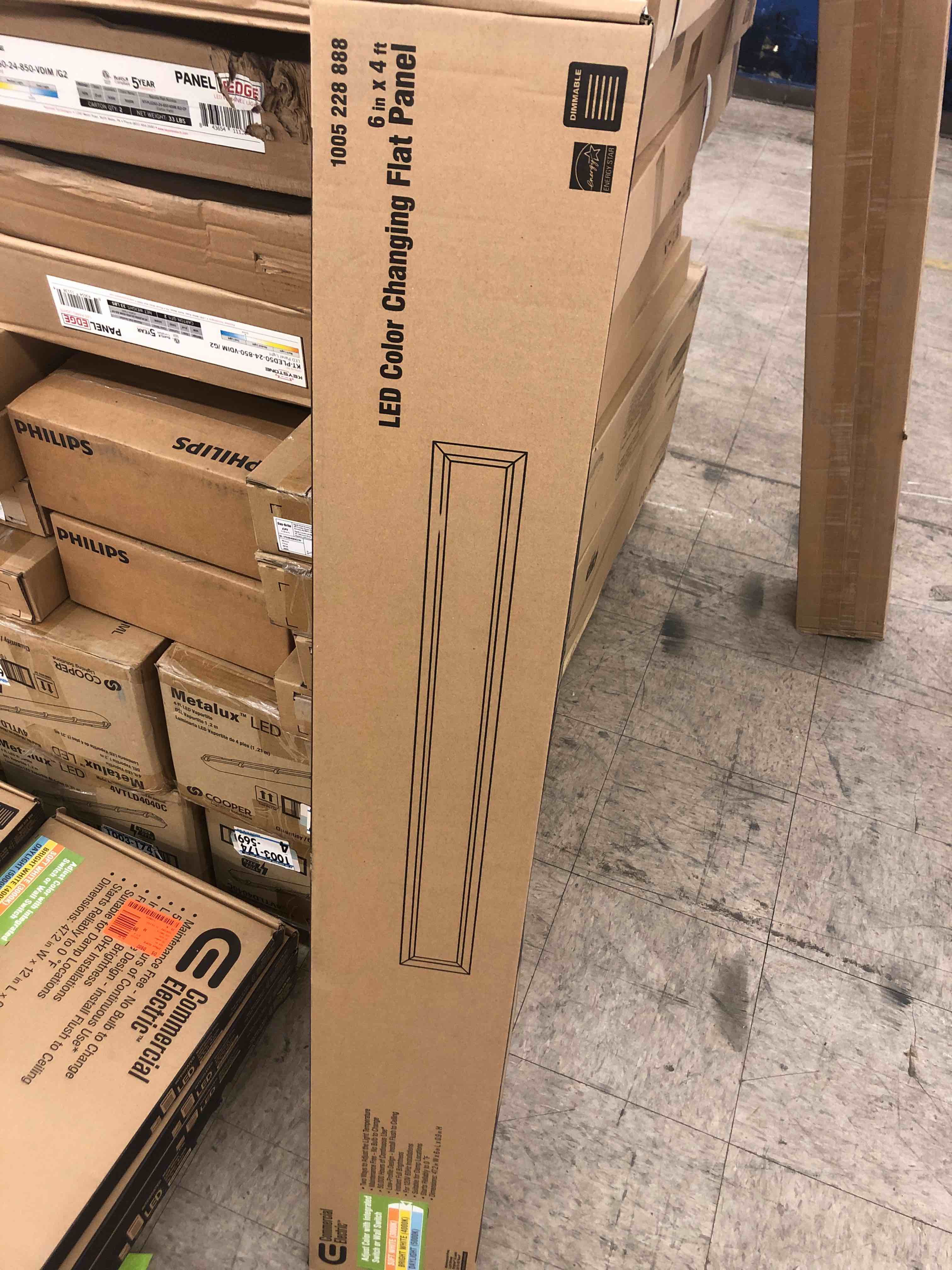 https://s3.amazonaws.com/lotting-images-prod/phillipi/RED5183823_1696524911872.jpeg