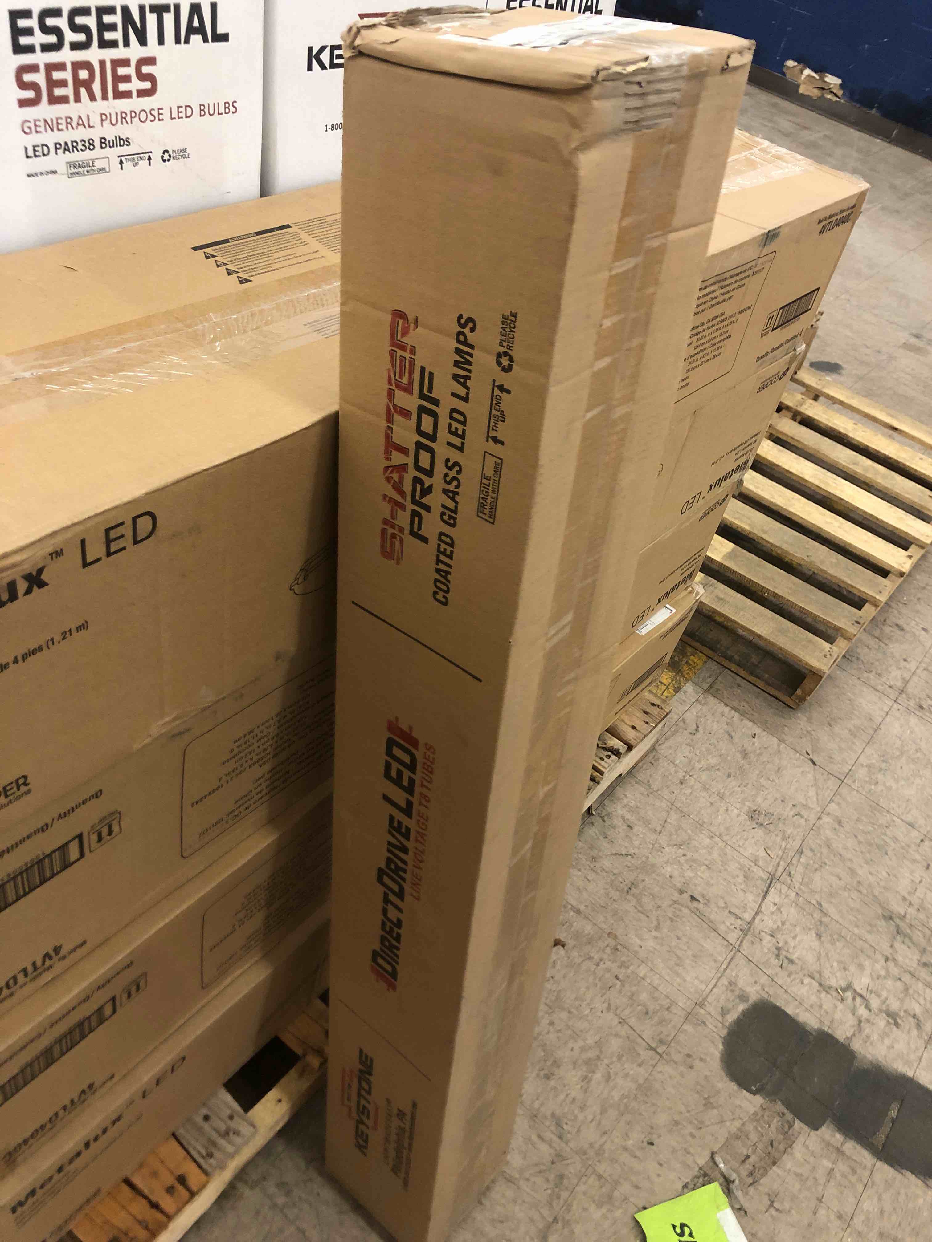 https://s3.amazonaws.com/lotting-images-prod/phillipi/RED5183858_1696529704657.jpeg
