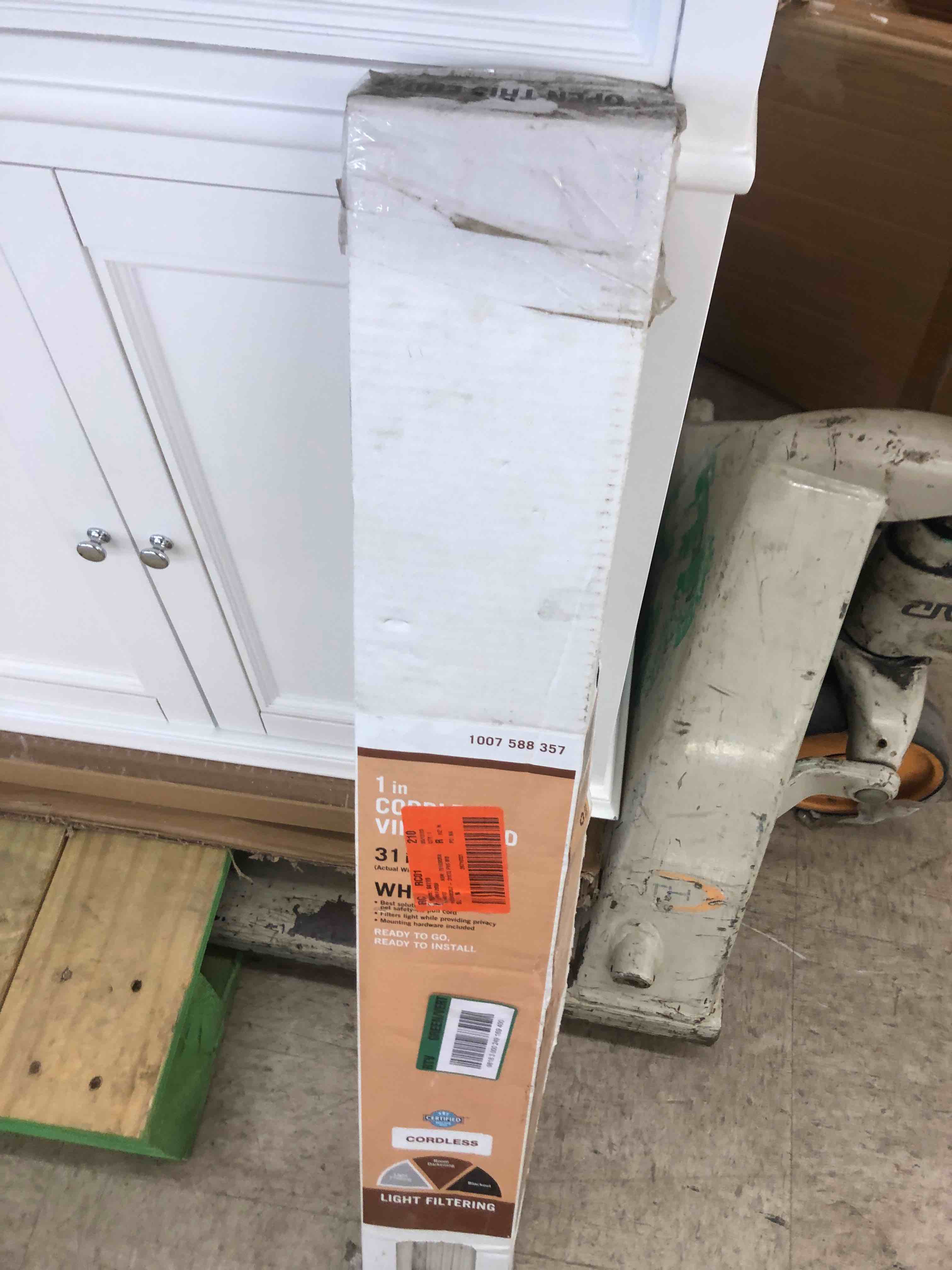 https://s3.amazonaws.com/lotting-images-prod/phillipi/RED5183912_1696869032580.jpeg