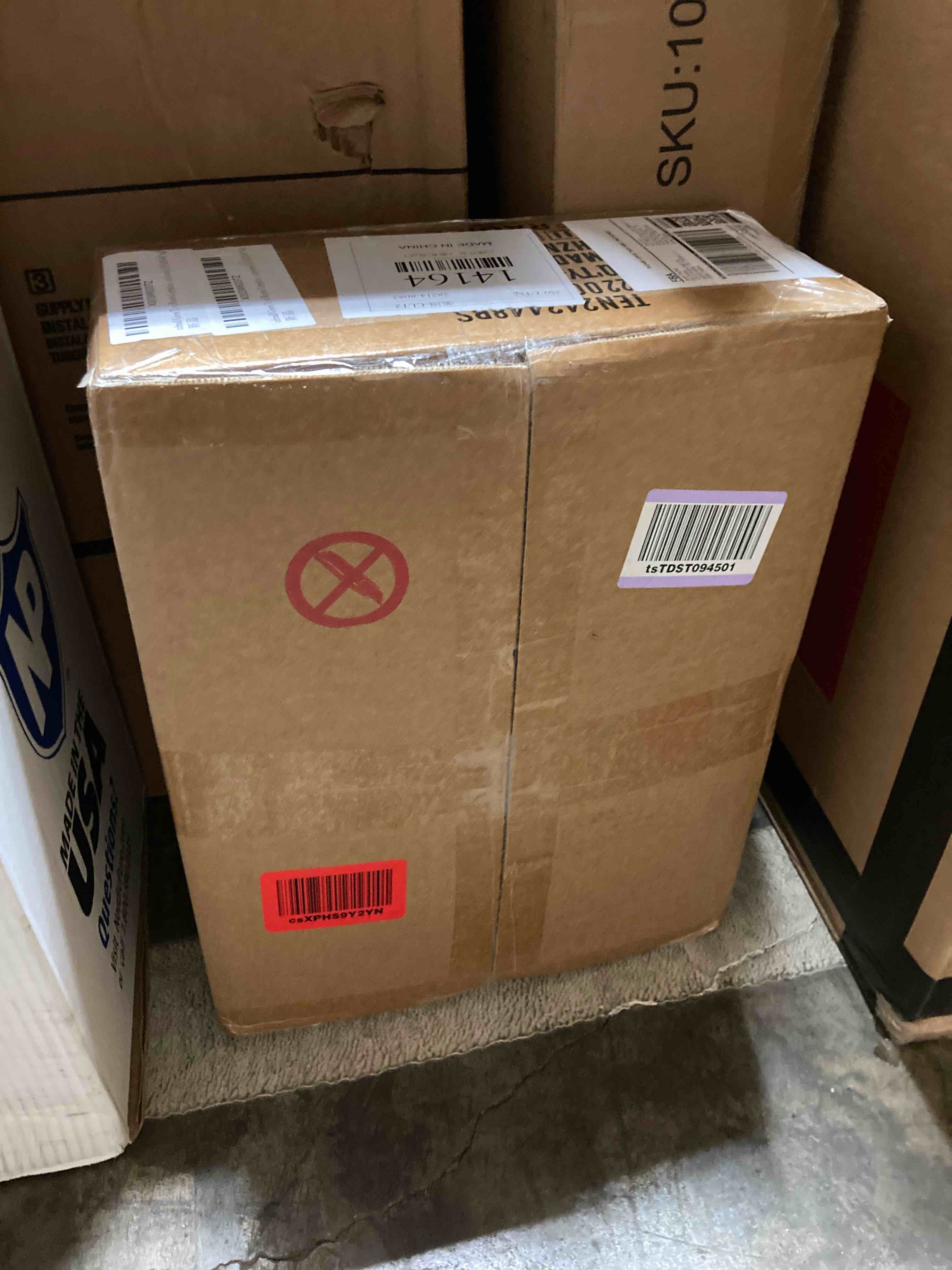 https://s3.amazonaws.com/lotting-images-prod/phillipi/RED5185248_1698348693682.jpeg