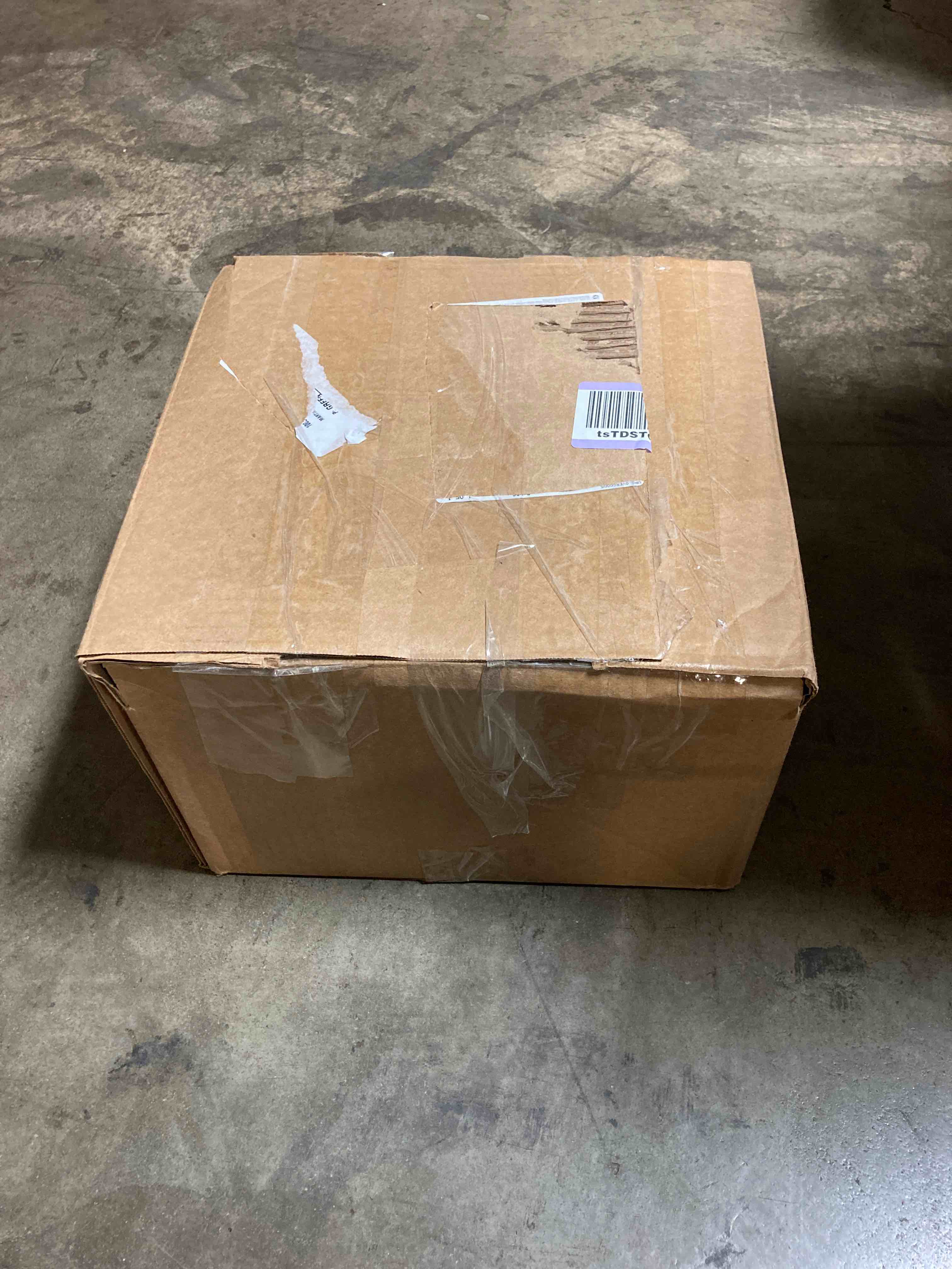 https://s3.amazonaws.com/lotting-images-prod/phillipi/RED5185261_1698418309732.jpeg