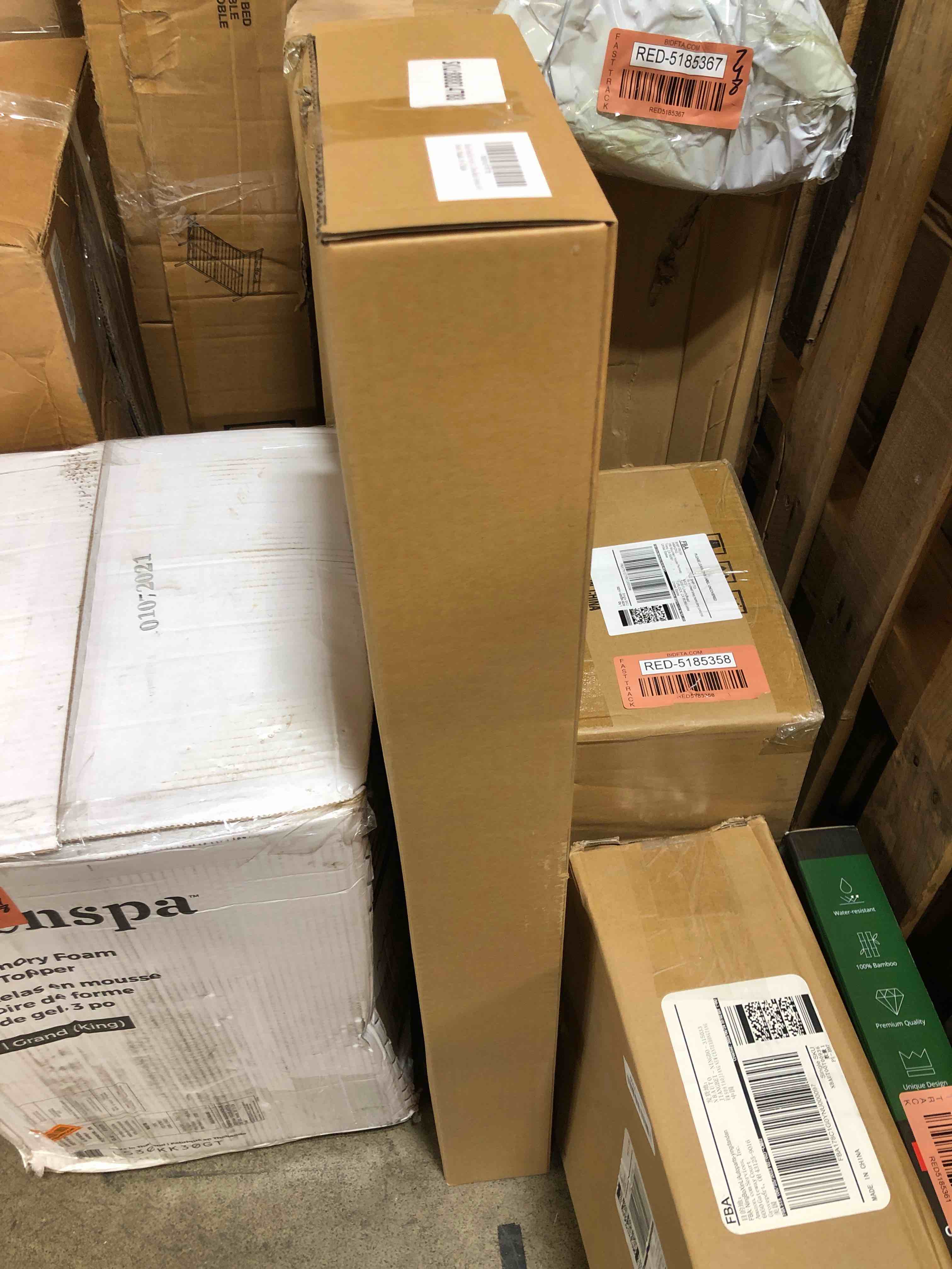 https://s3.amazonaws.com/lotting-images-prod/phillipi/RED5185368_1699461665136.jpeg
