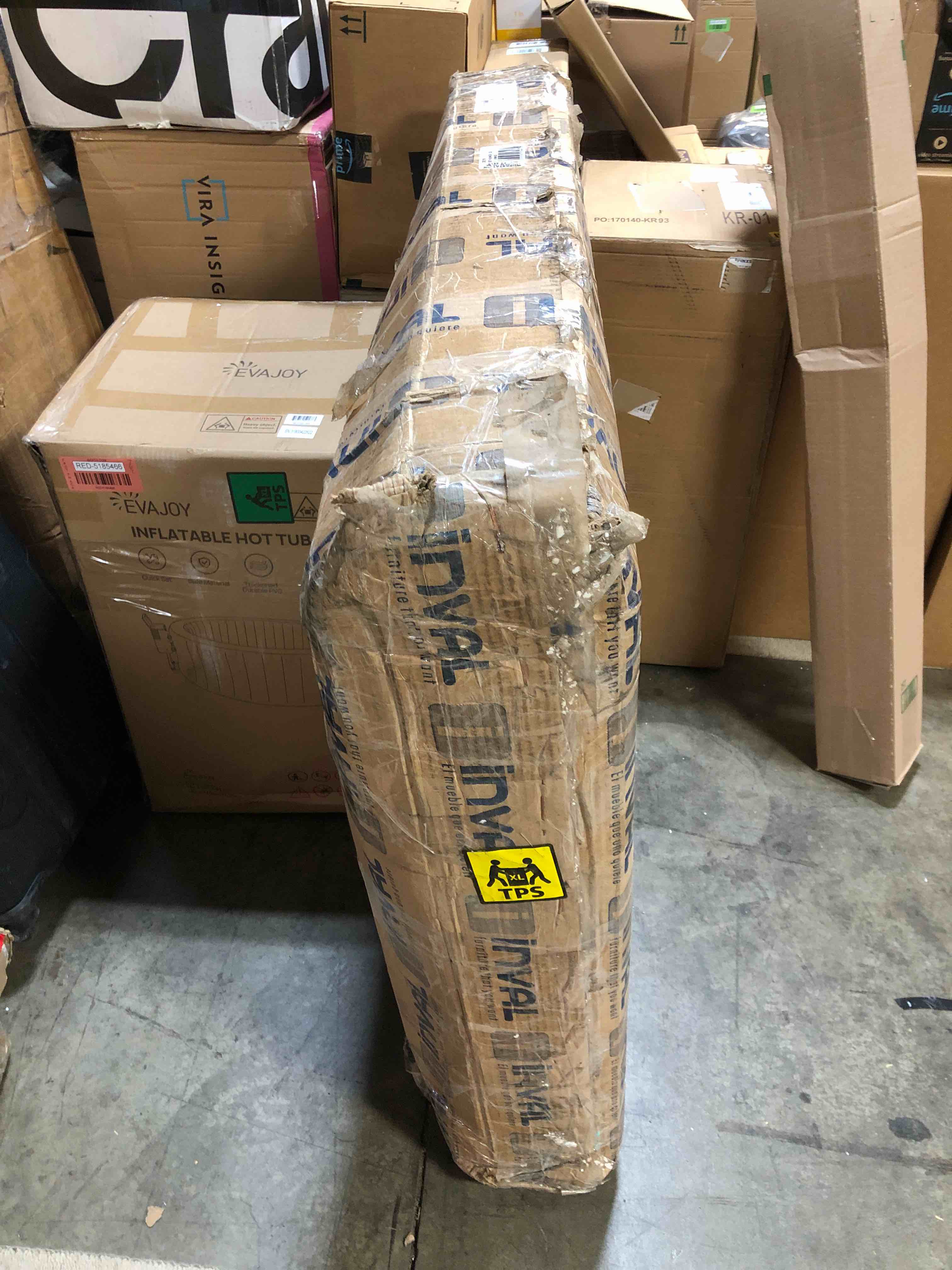 https://s3.amazonaws.com/lotting-images-prod/phillipi/RED5185467_1699647697619.jpeg