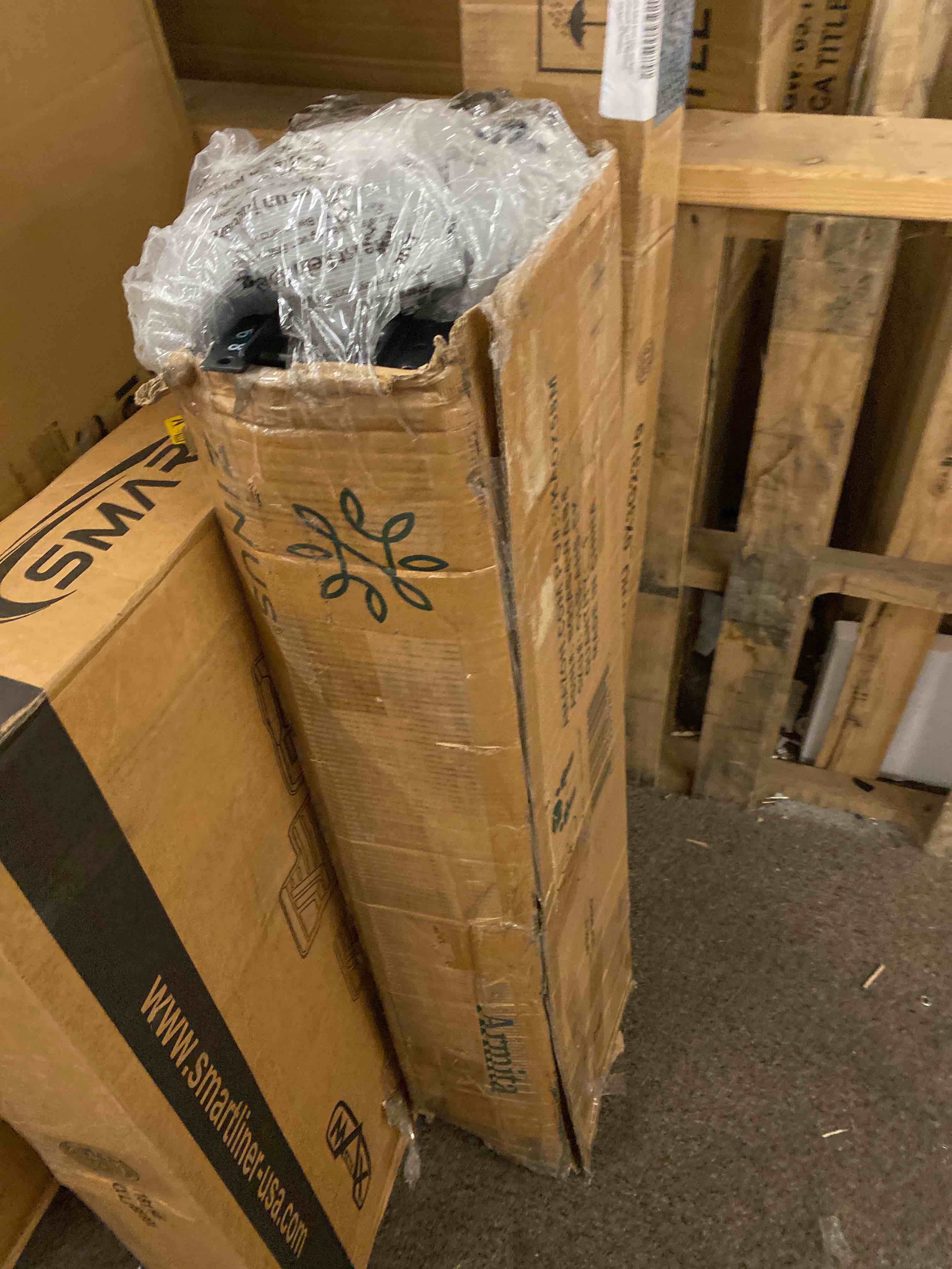 https://s3.amazonaws.com/lotting-images-prod/phillipi/RED5185950_1699043221498.jpeg