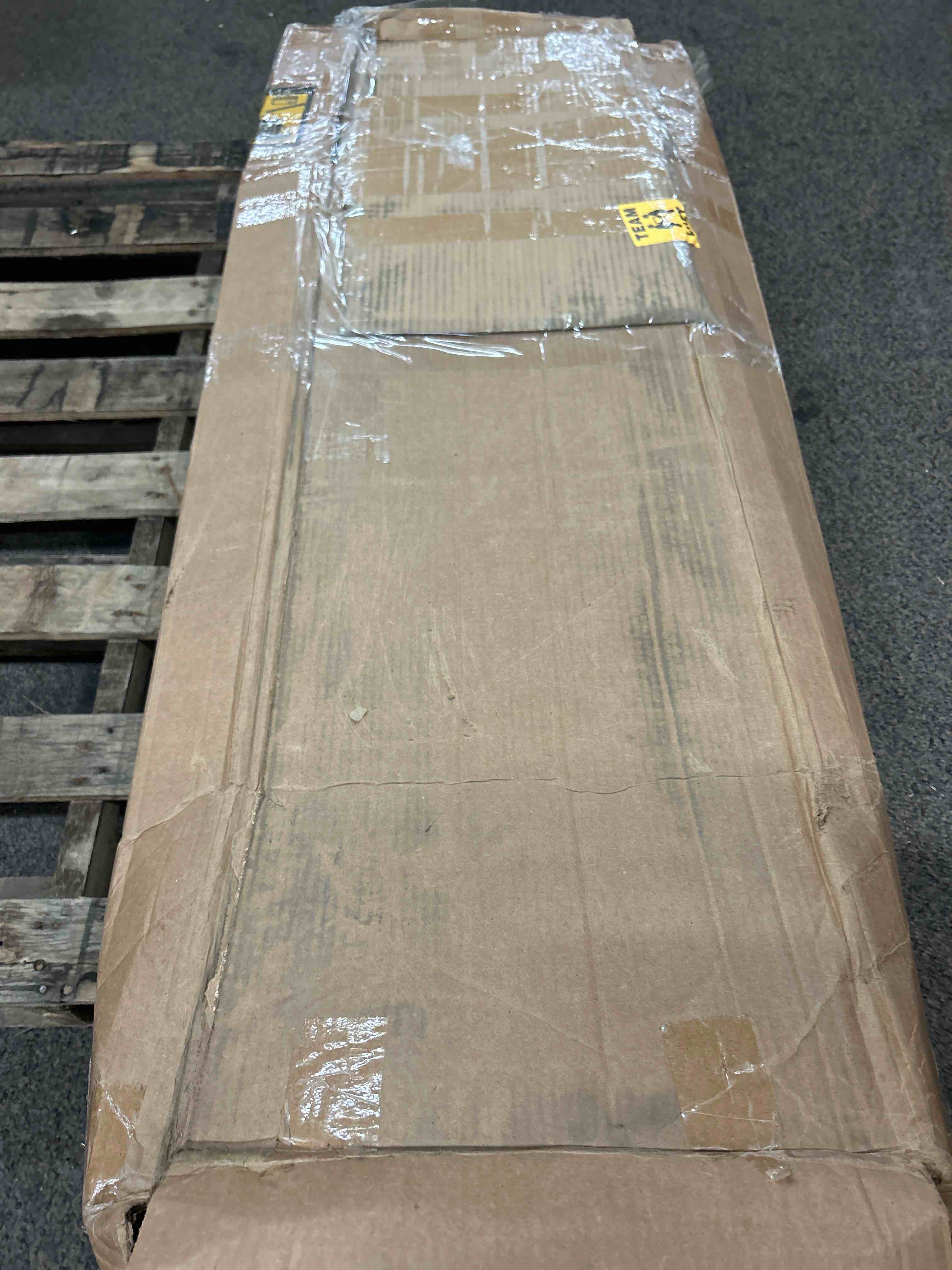https://s3.amazonaws.com/lotting-images-prod/phillipi/RED5186010_1699371727755.jpeg