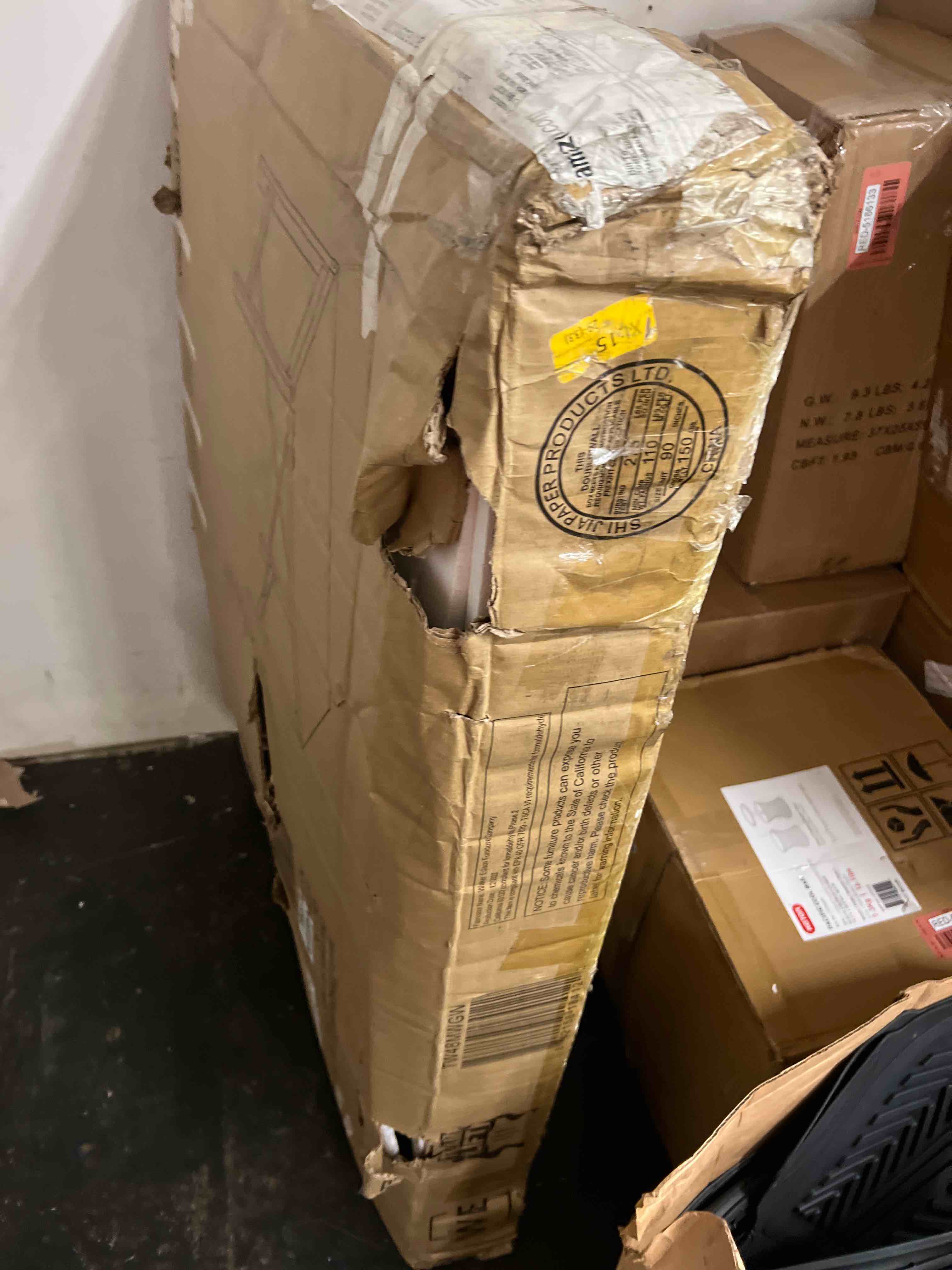https://s3.amazonaws.com/lotting-images-prod/phillipi/RED5186135_1699292111978.jpeg
