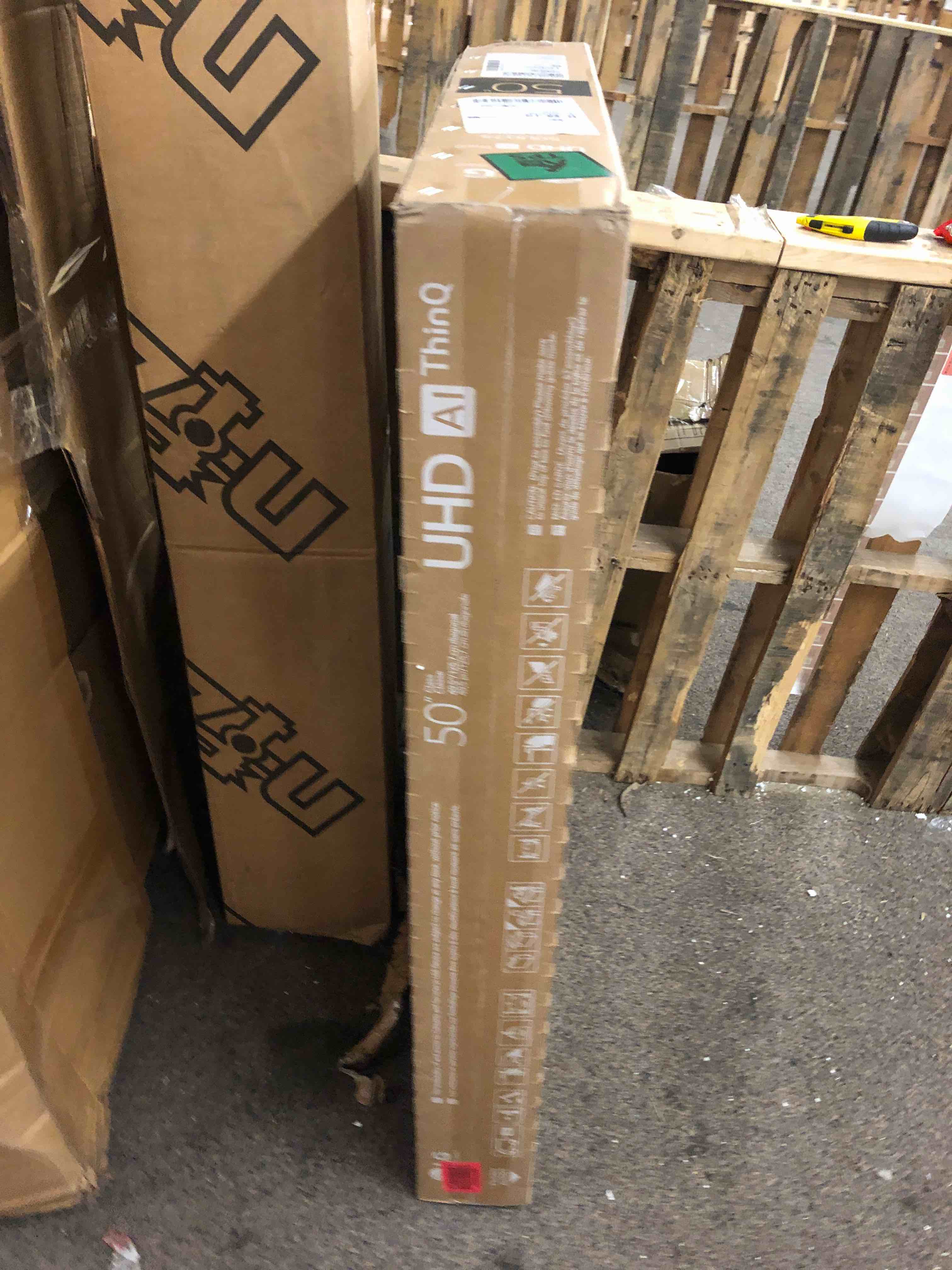 https://s3.amazonaws.com/lotting-images-prod/phillipi/RED5186470_1699907122343.jpeg