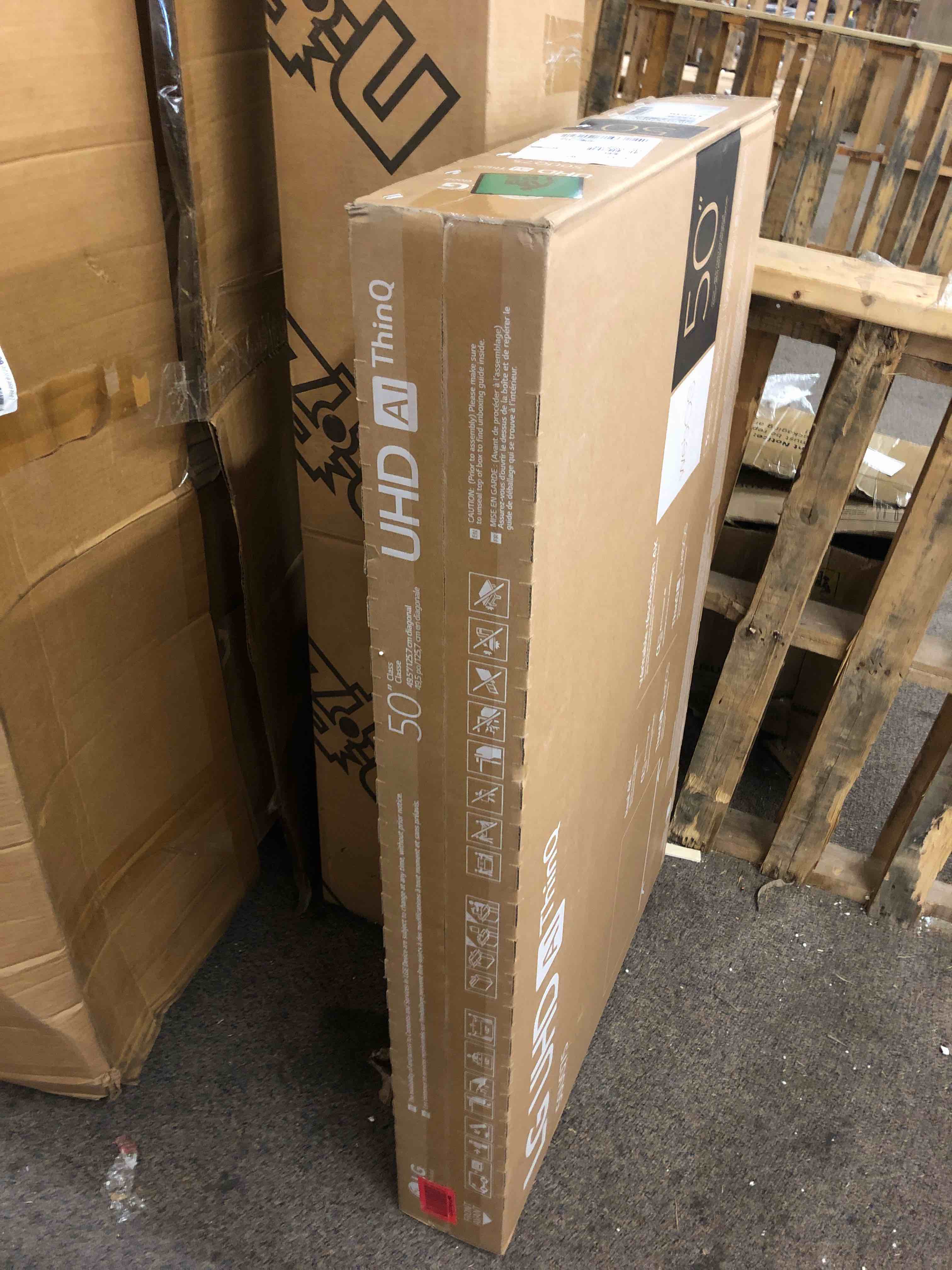 https://s3.amazonaws.com/lotting-images-prod/phillipi/RED5186470_1699907123947.jpeg