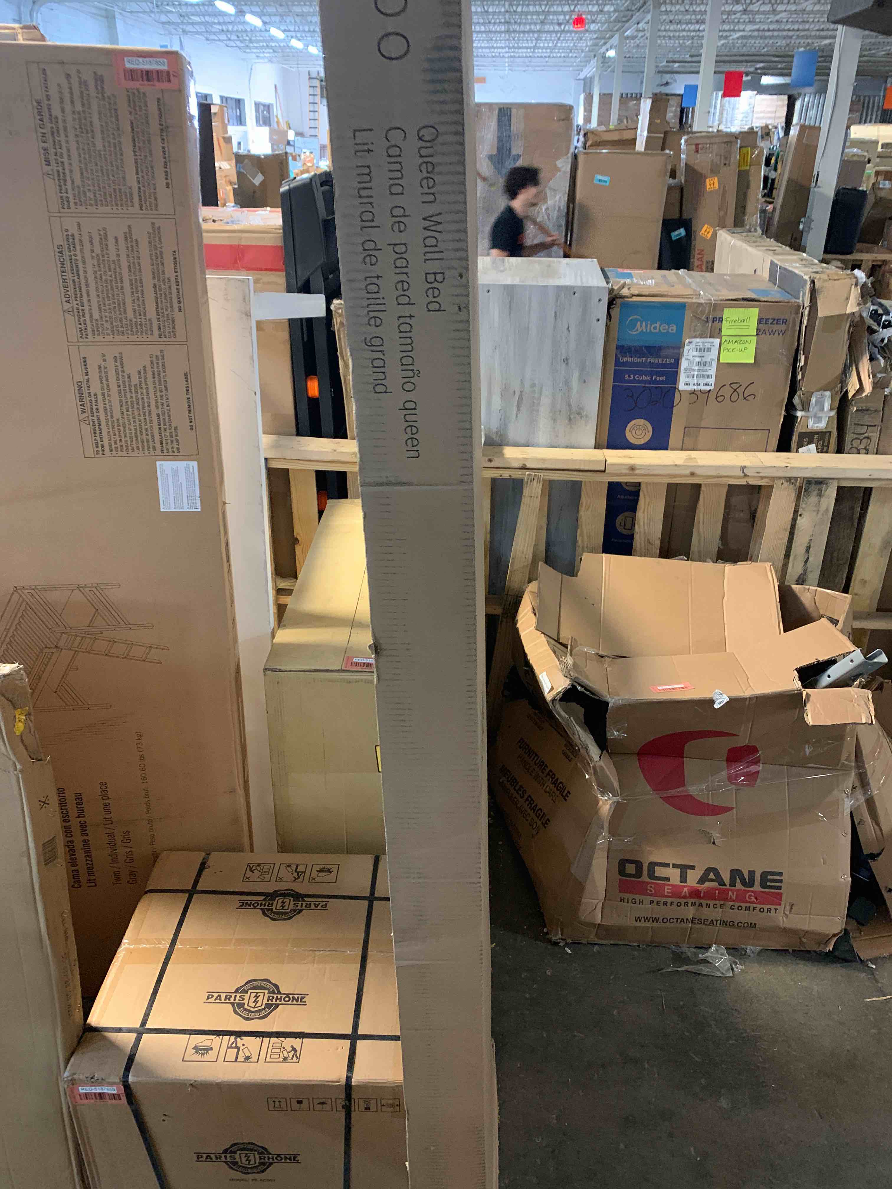 https://s3.amazonaws.com/lotting-images-prod/phillipi/RED5187861_1687276855520.jpeg