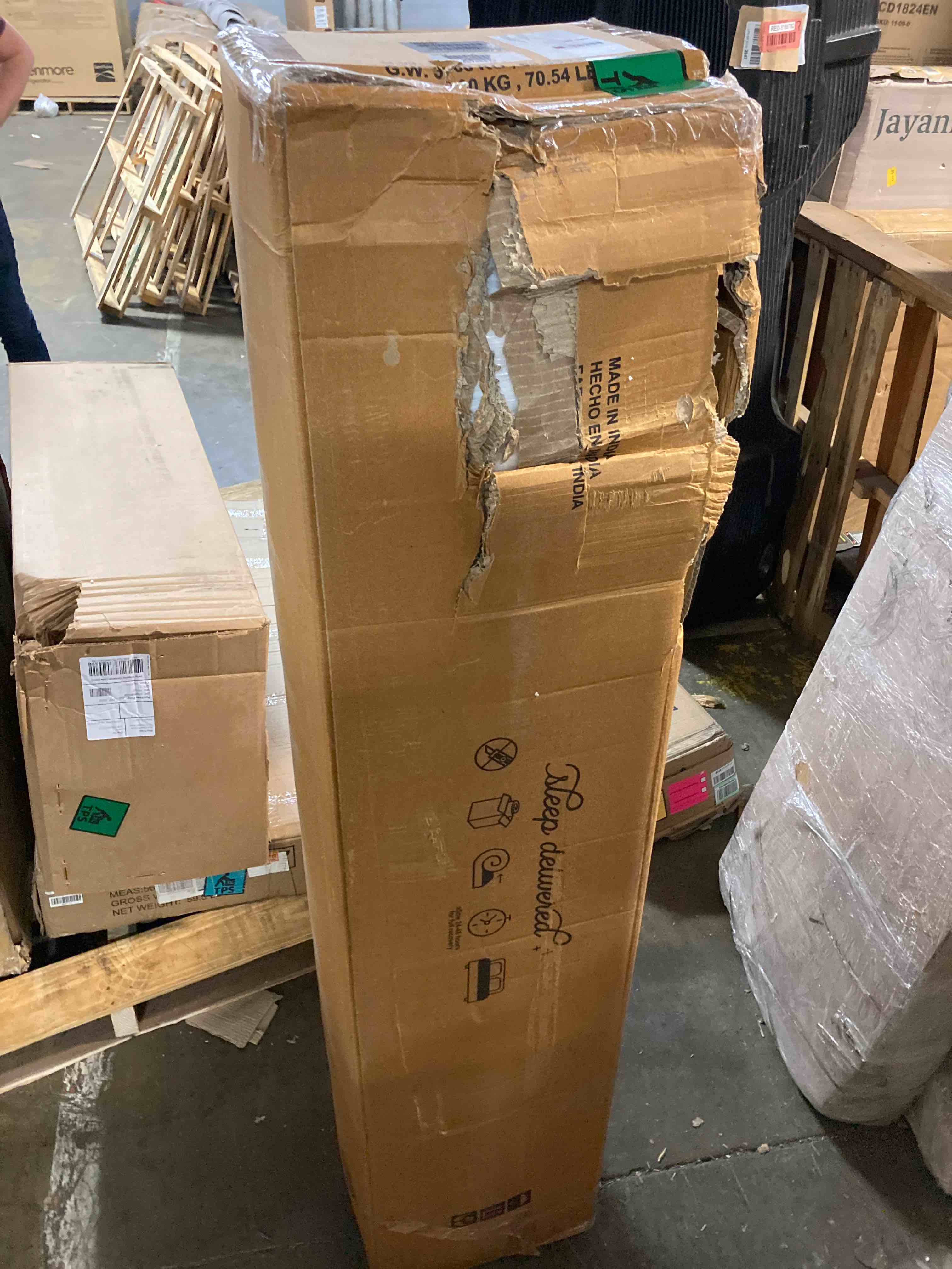 https://s3.amazonaws.com/lotting-images-prod/phillipi/RED5188785_1688081265854.jpeg