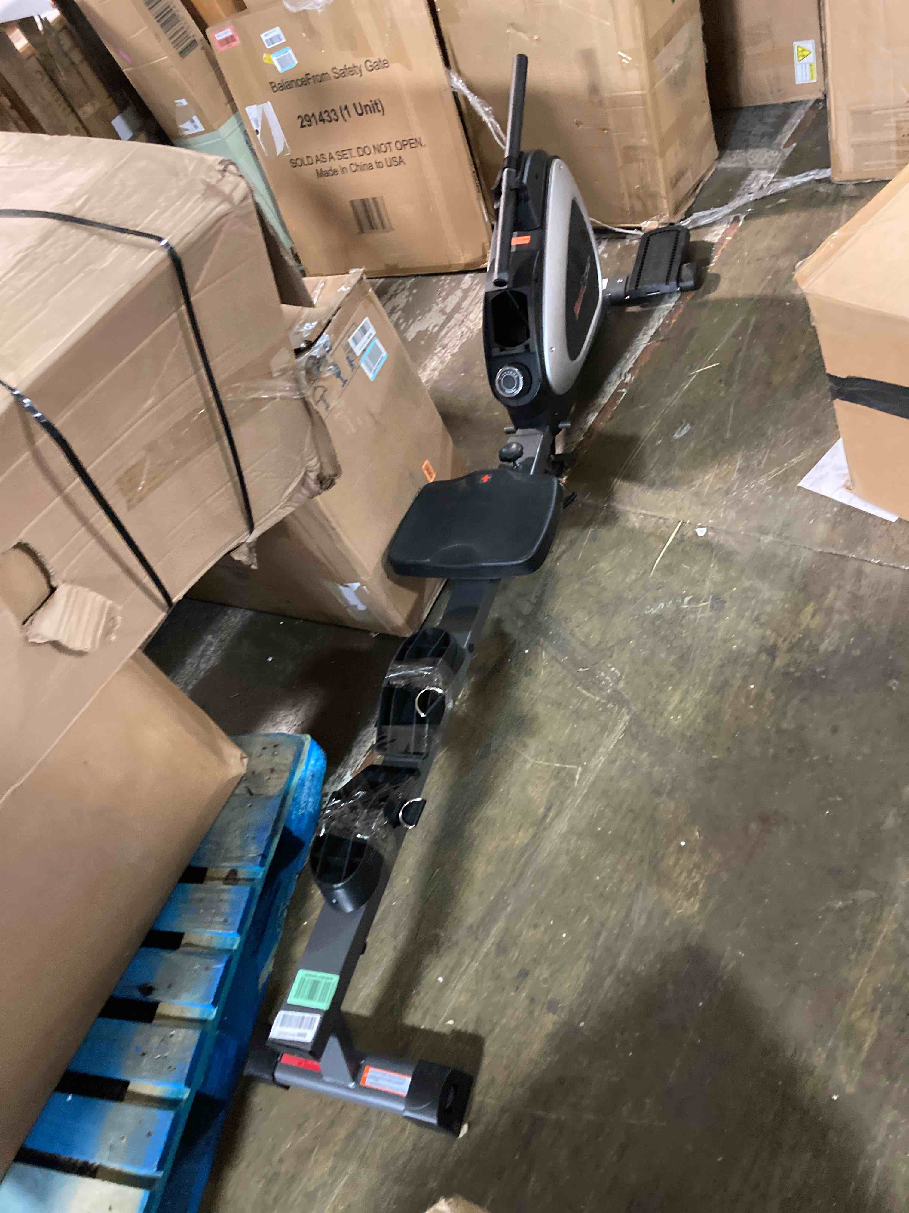 https://s3.amazonaws.com/lotting-images-prod/phillipi/RED5188793_1688145693404.jpeg