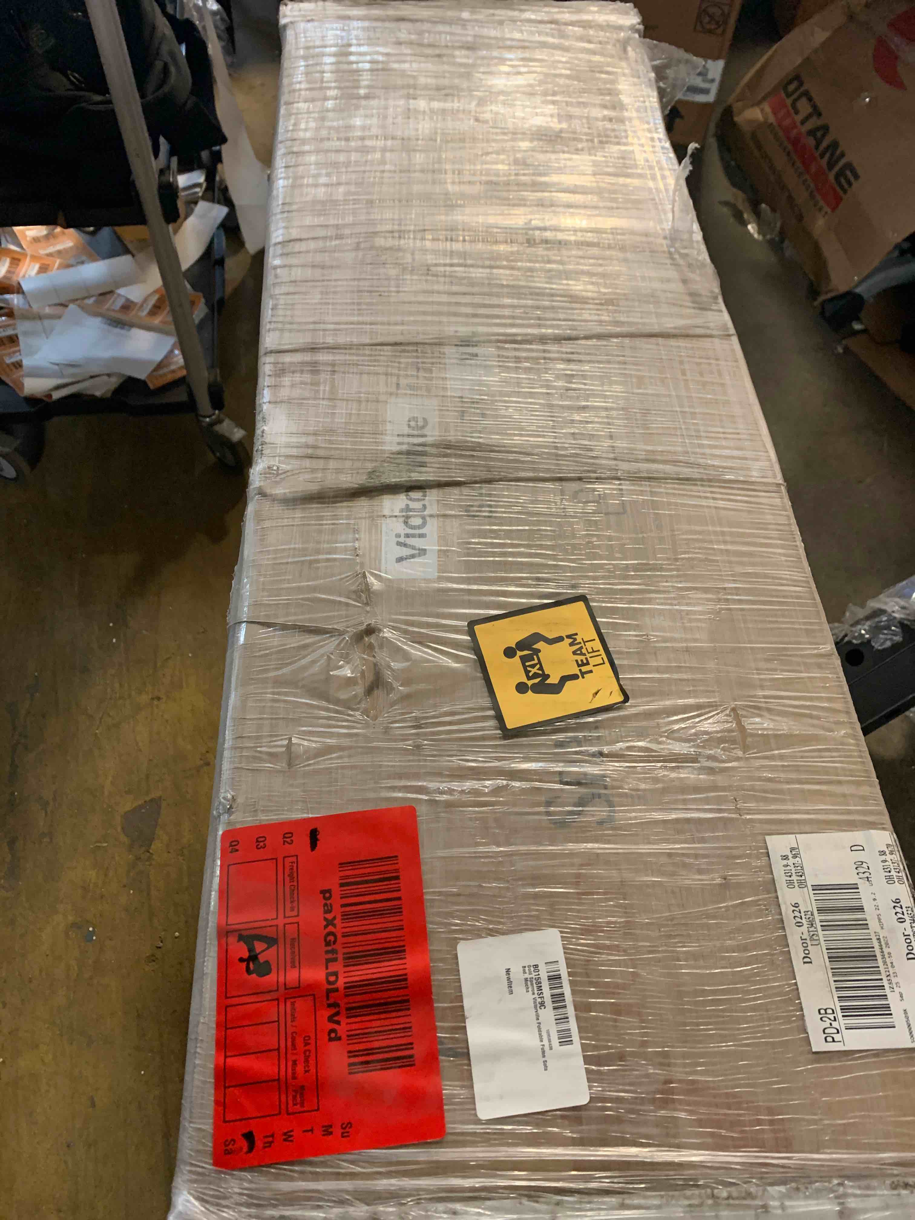 https://s3.amazonaws.com/lotting-images-prod/phillipi/RED5189647_1689102470254.jpeg