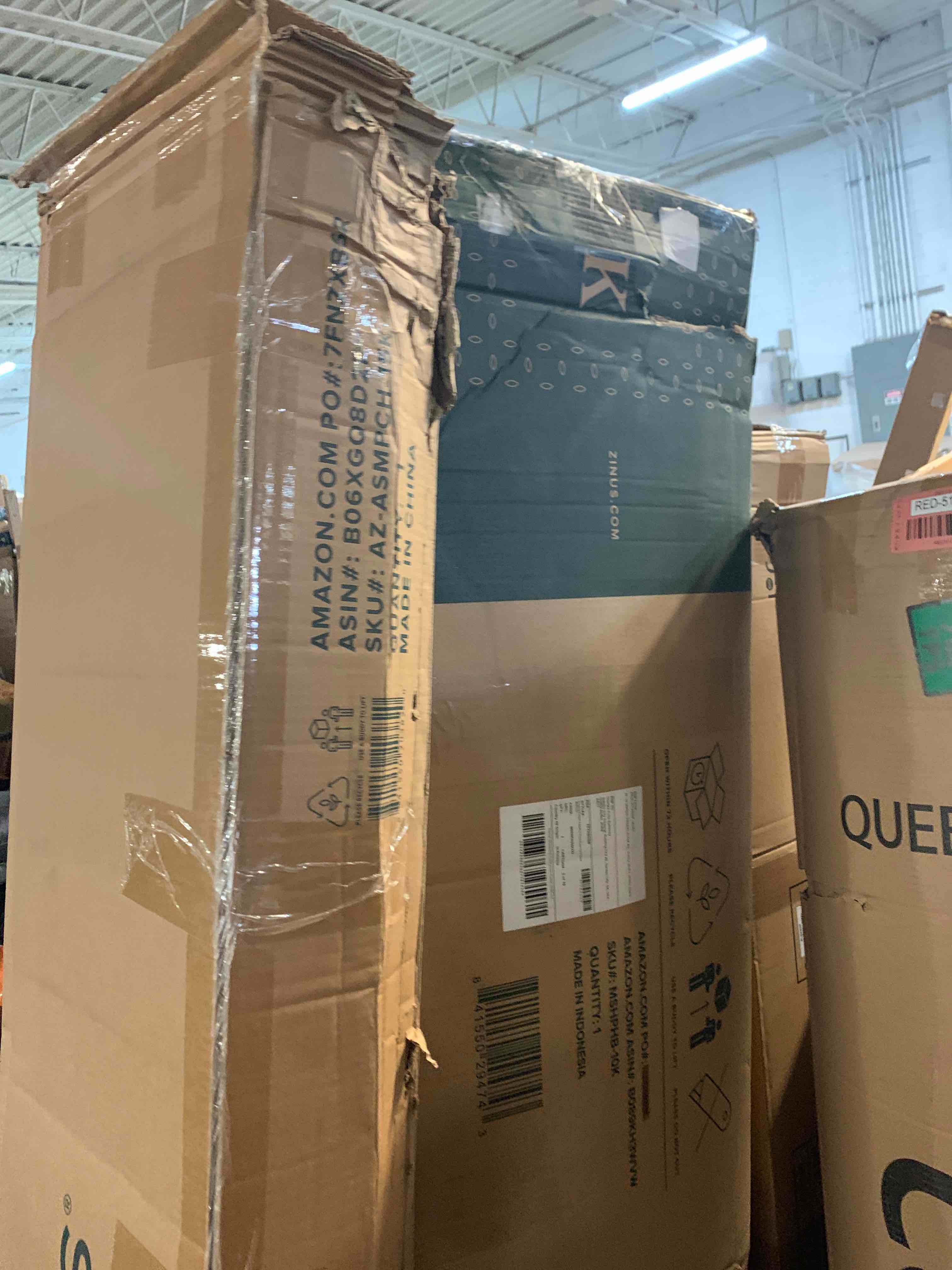 https://s3.amazonaws.com/lotting-images-prod/phillipi/RED5189651_1689103625437.jpeg