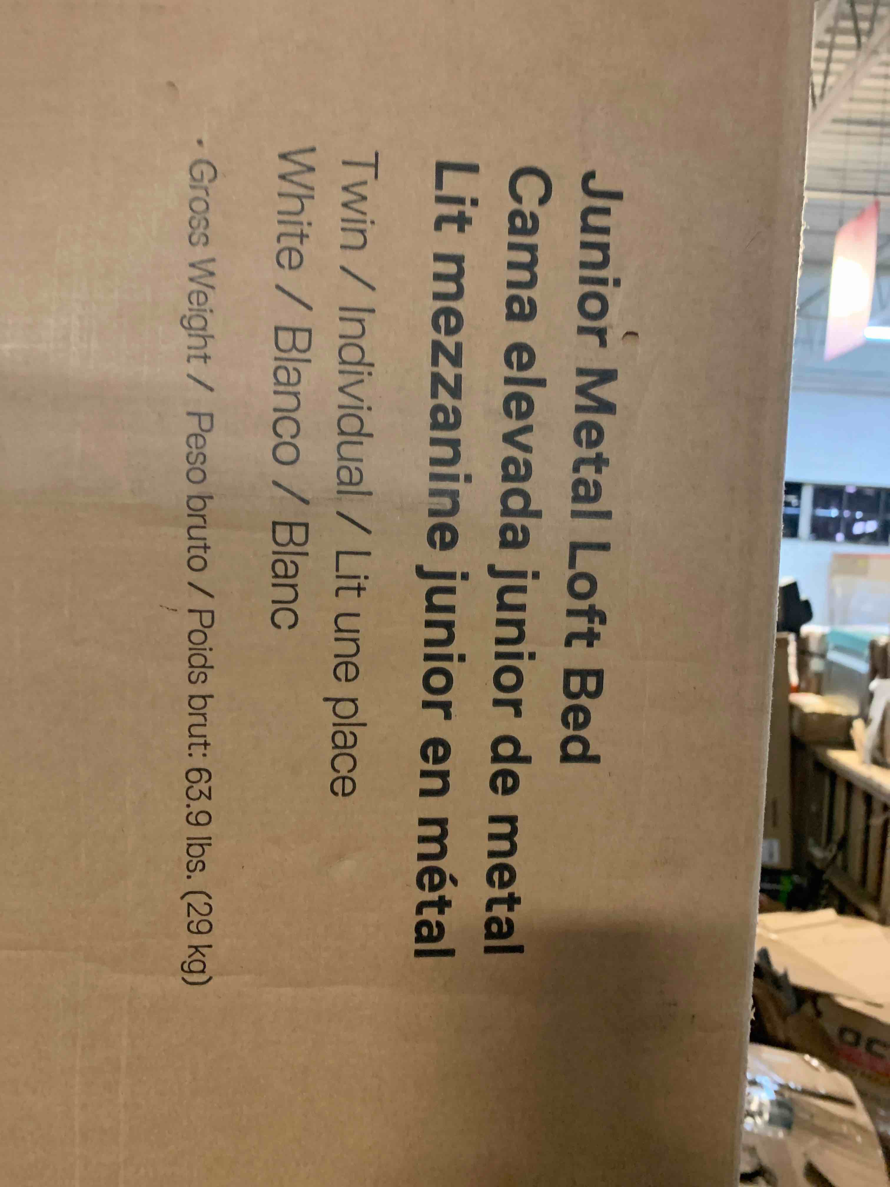 https://s3.amazonaws.com/lotting-images-prod/phillipi/RED5189658_1689109621952.jpeg