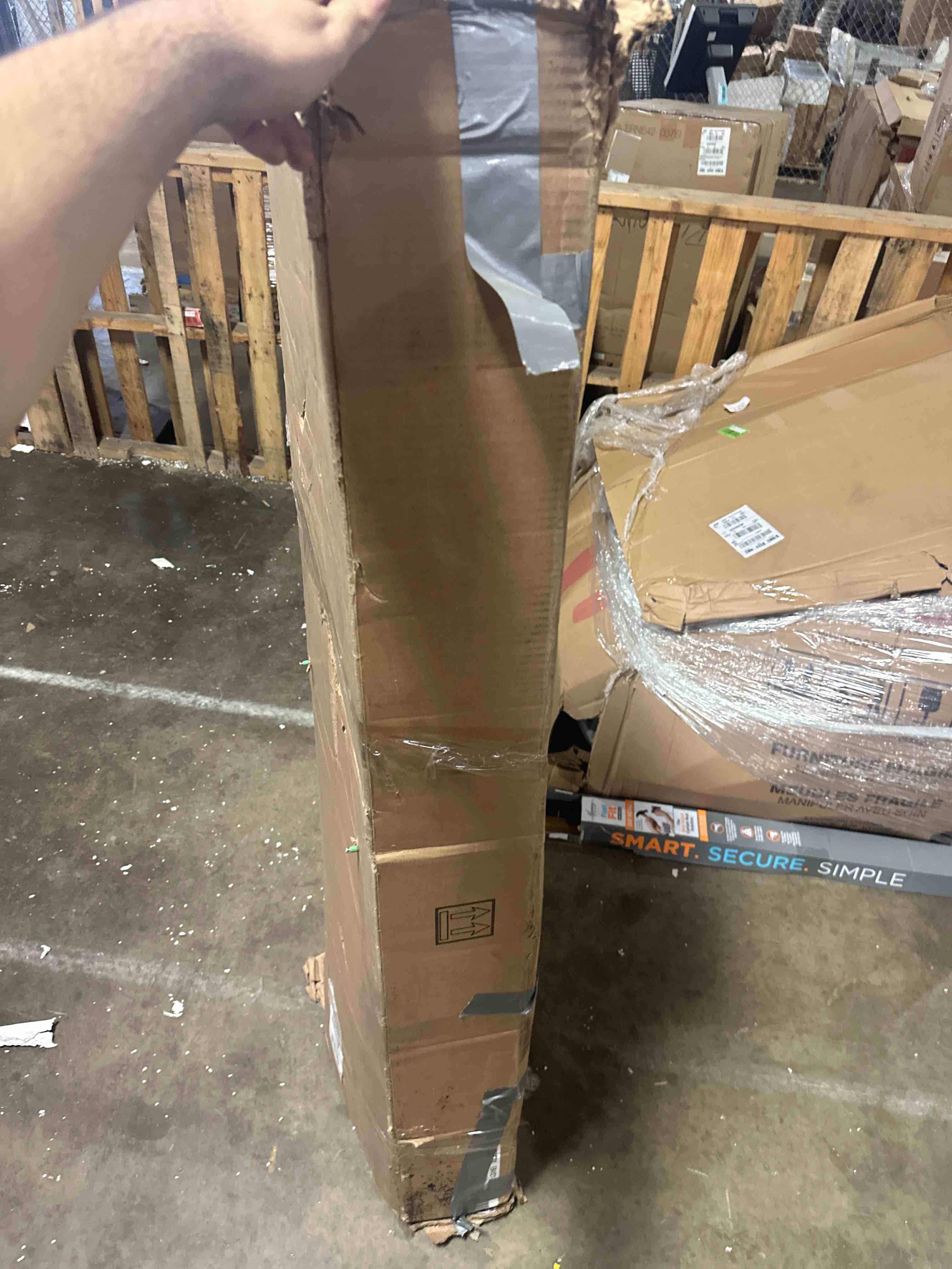 https://s3.amazonaws.com/lotting-images-prod/phillipi/RED5190397_1690216885139.jpeg