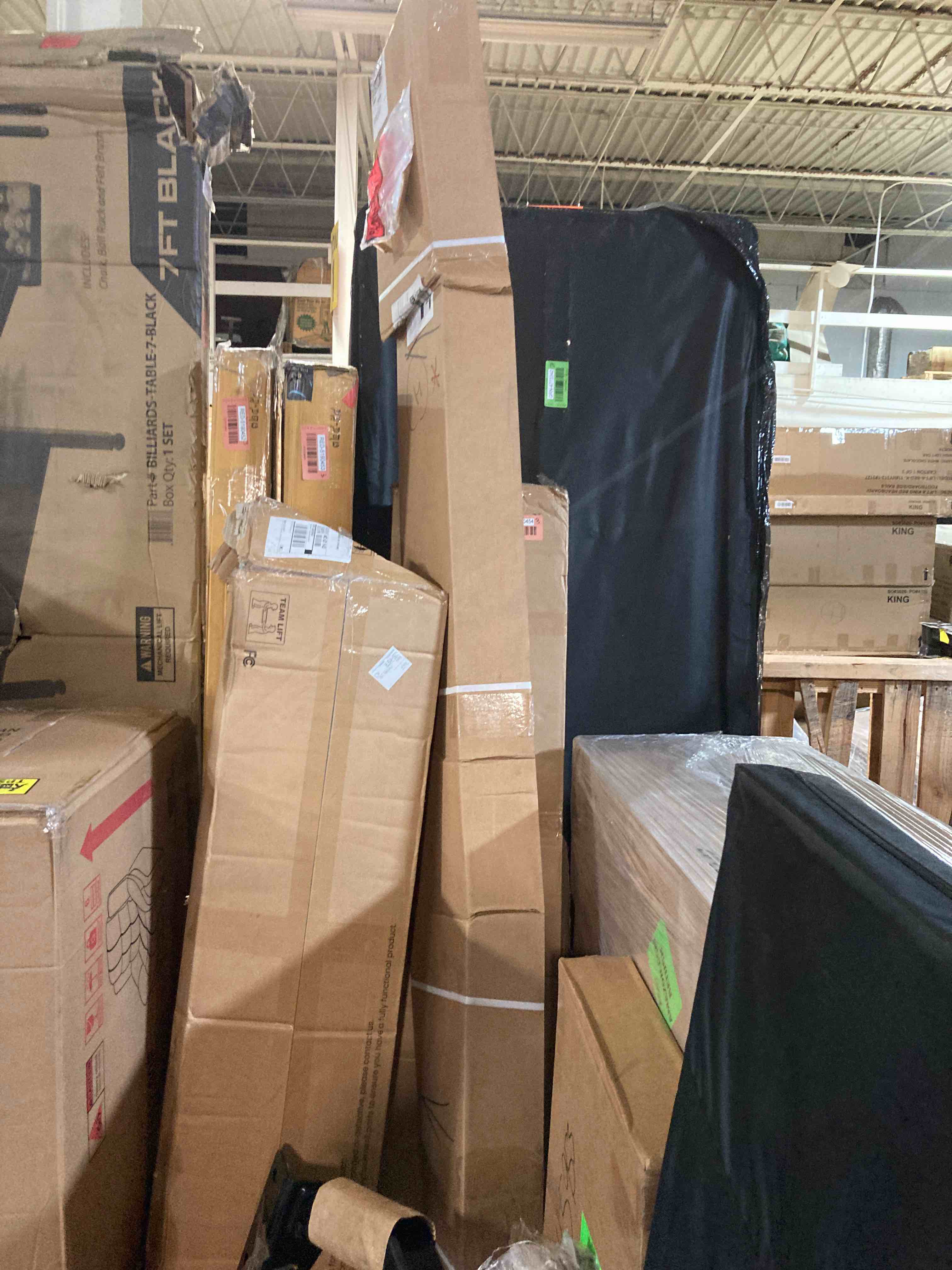 https://s3.amazonaws.com/lotting-images-prod/phillipi/RED5190457_1688152536785.jpeg
