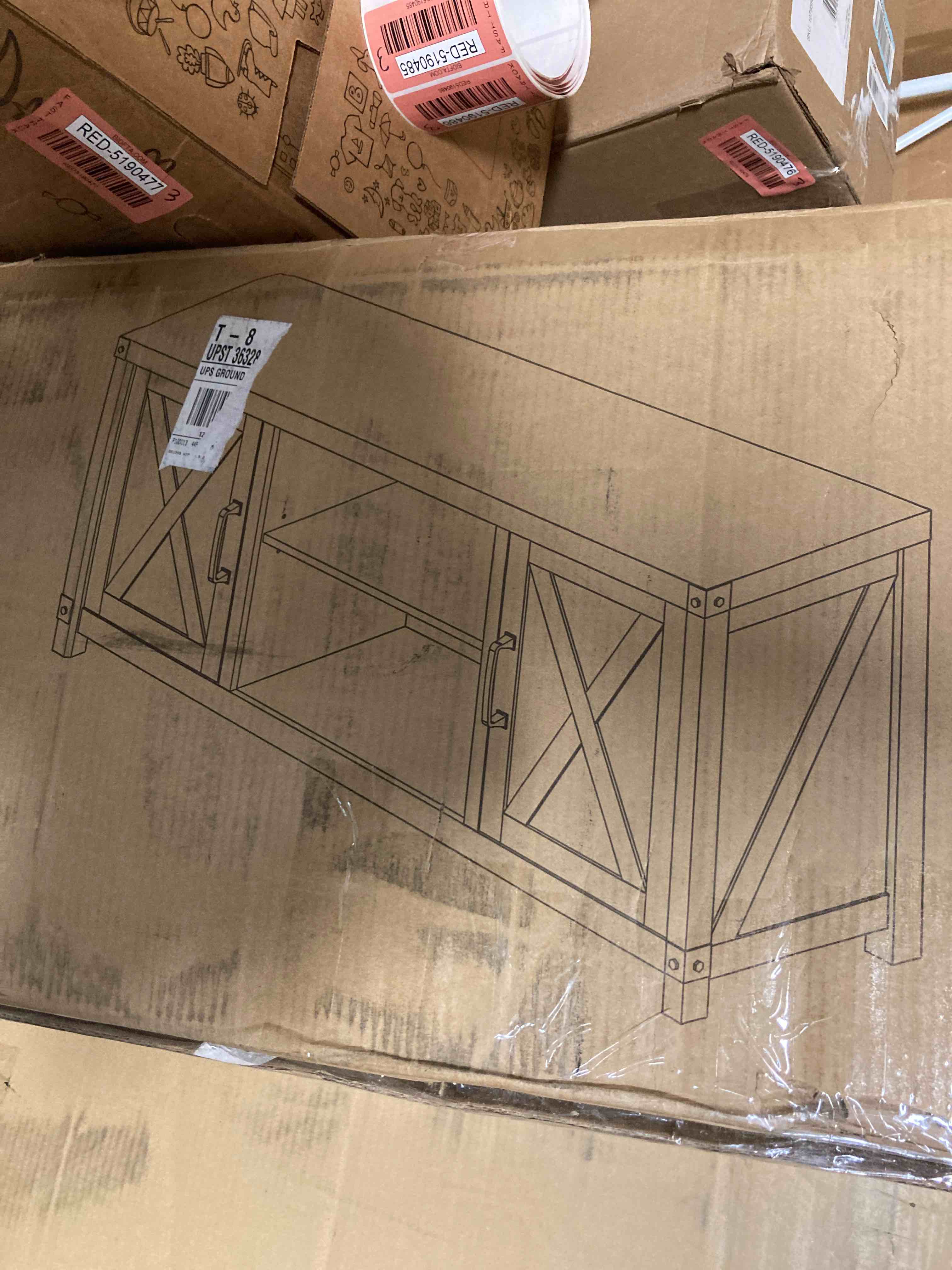 https://s3.amazonaws.com/lotting-images-prod/phillipi/RED5190485_1688157711480.jpeg