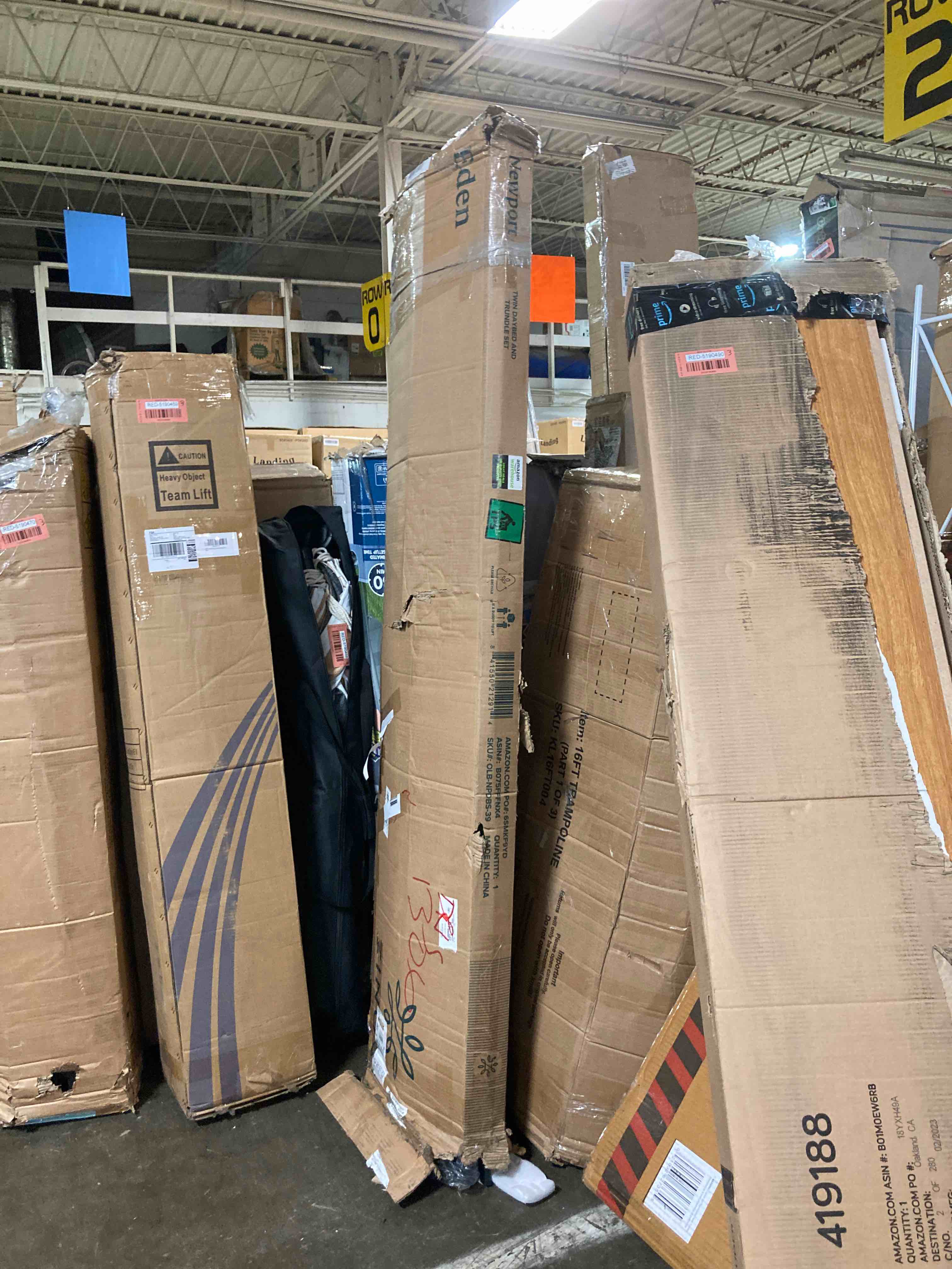 https://s3.amazonaws.com/lotting-images-prod/phillipi/RED5190491_1688158683125.jpeg