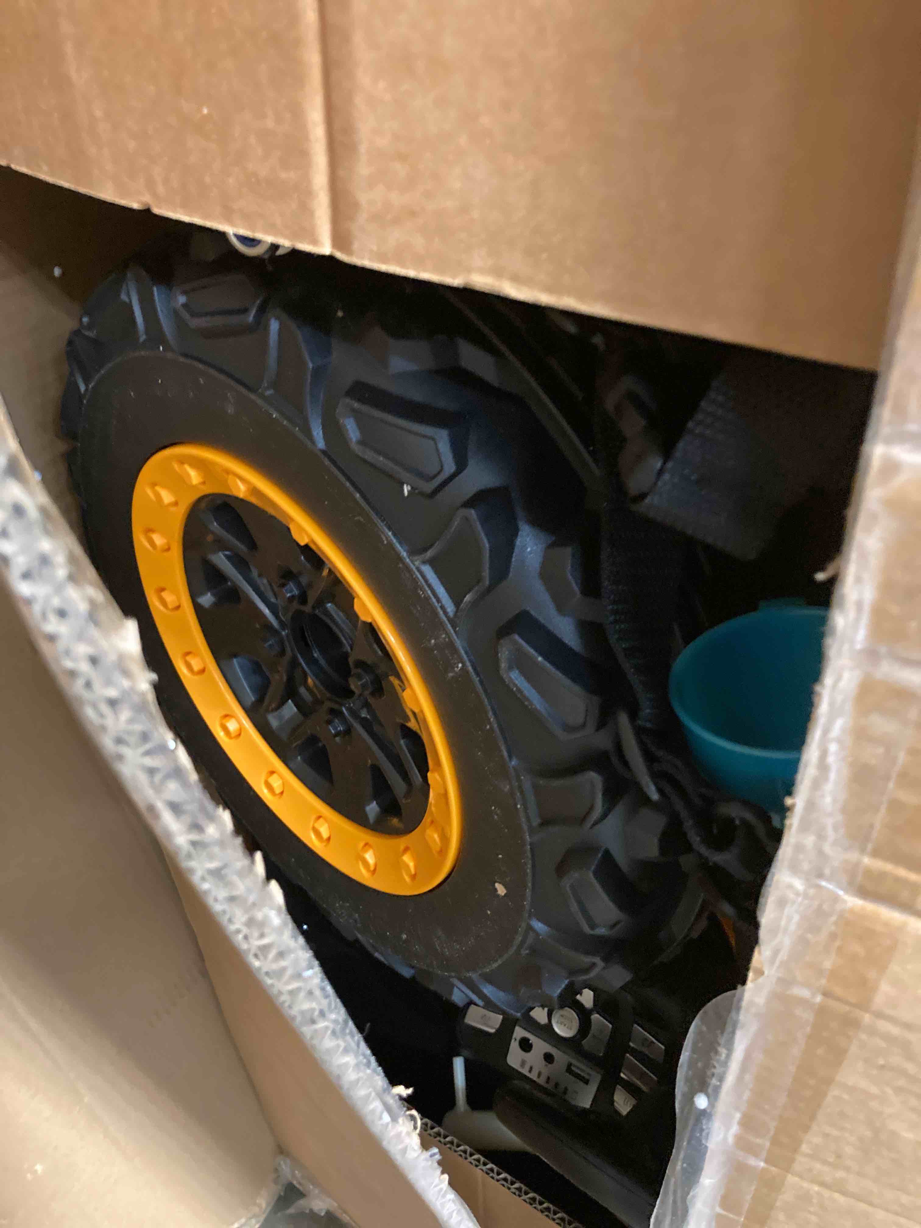 https://s3.amazonaws.com/lotting-images-prod/phillipi/RED5190510_1688161198421.jpeg