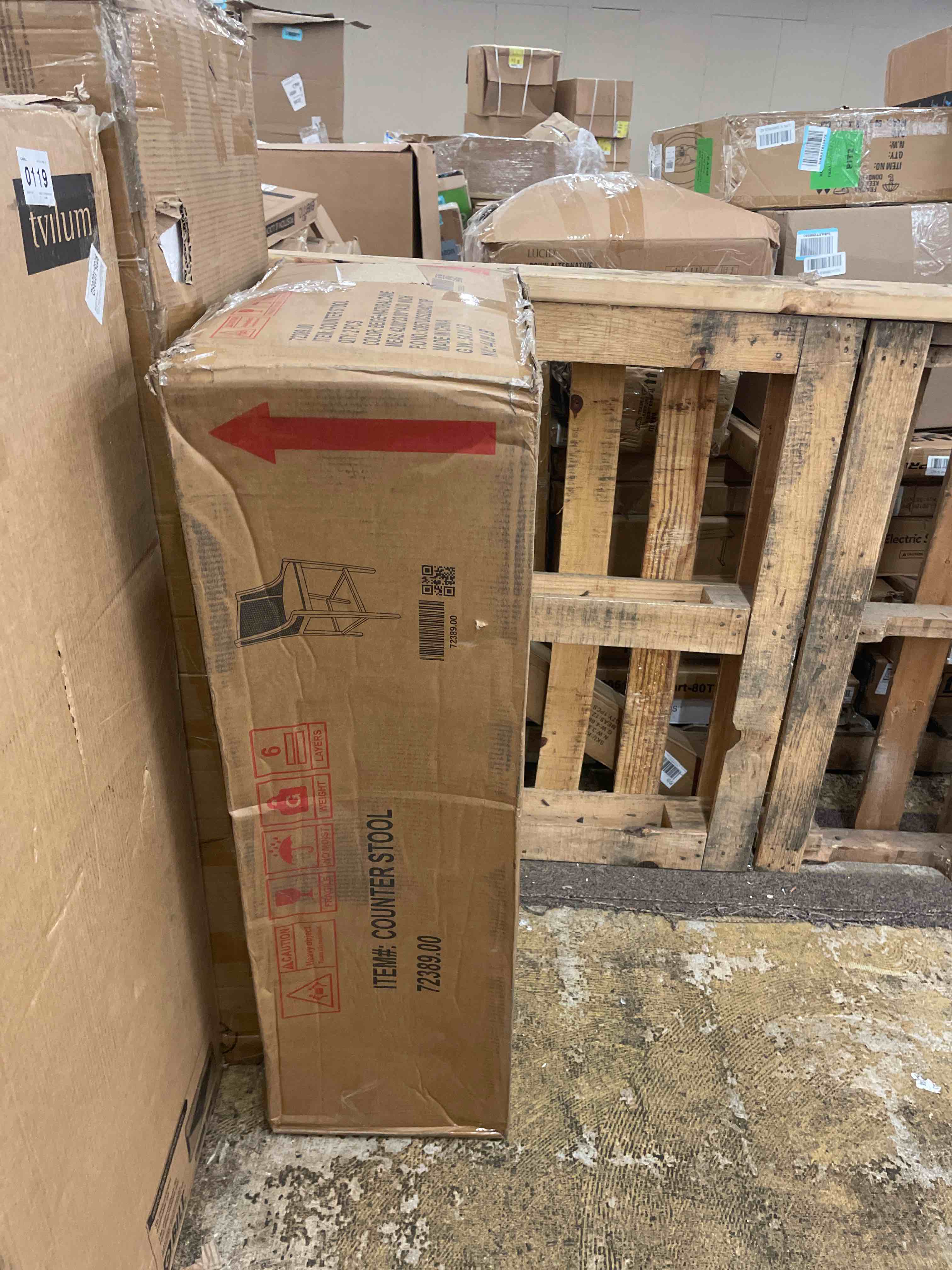 https://s3.amazonaws.com/lotting-images-prod/phillipi/RED5588051_1729180228384.jpeg