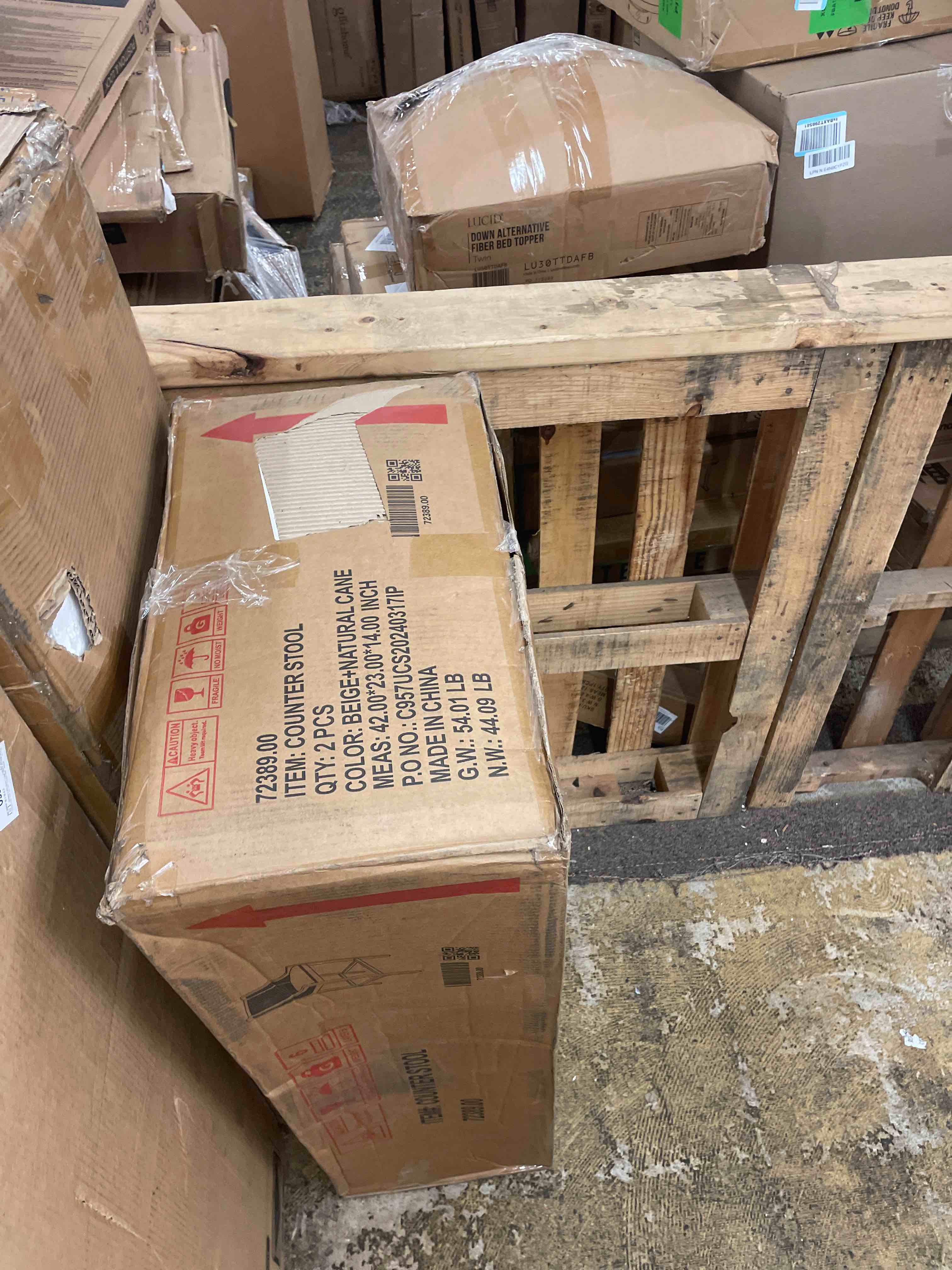 https://s3.amazonaws.com/lotting-images-prod/phillipi/RED5588051_1729180230677.jpeg