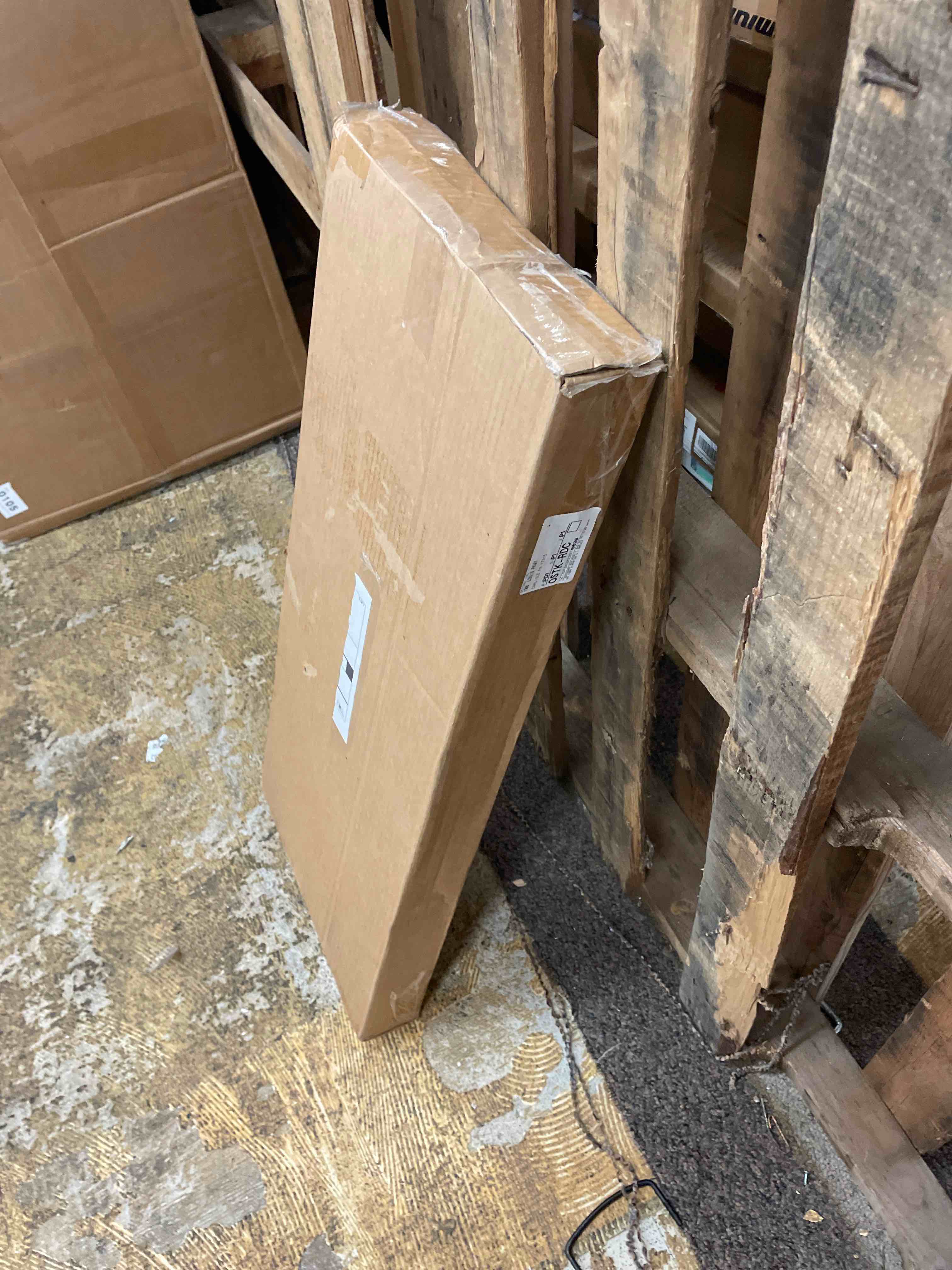 https://s3.amazonaws.com/lotting-images-prod/phillipi/RED5588056_1729181647047.jpeg