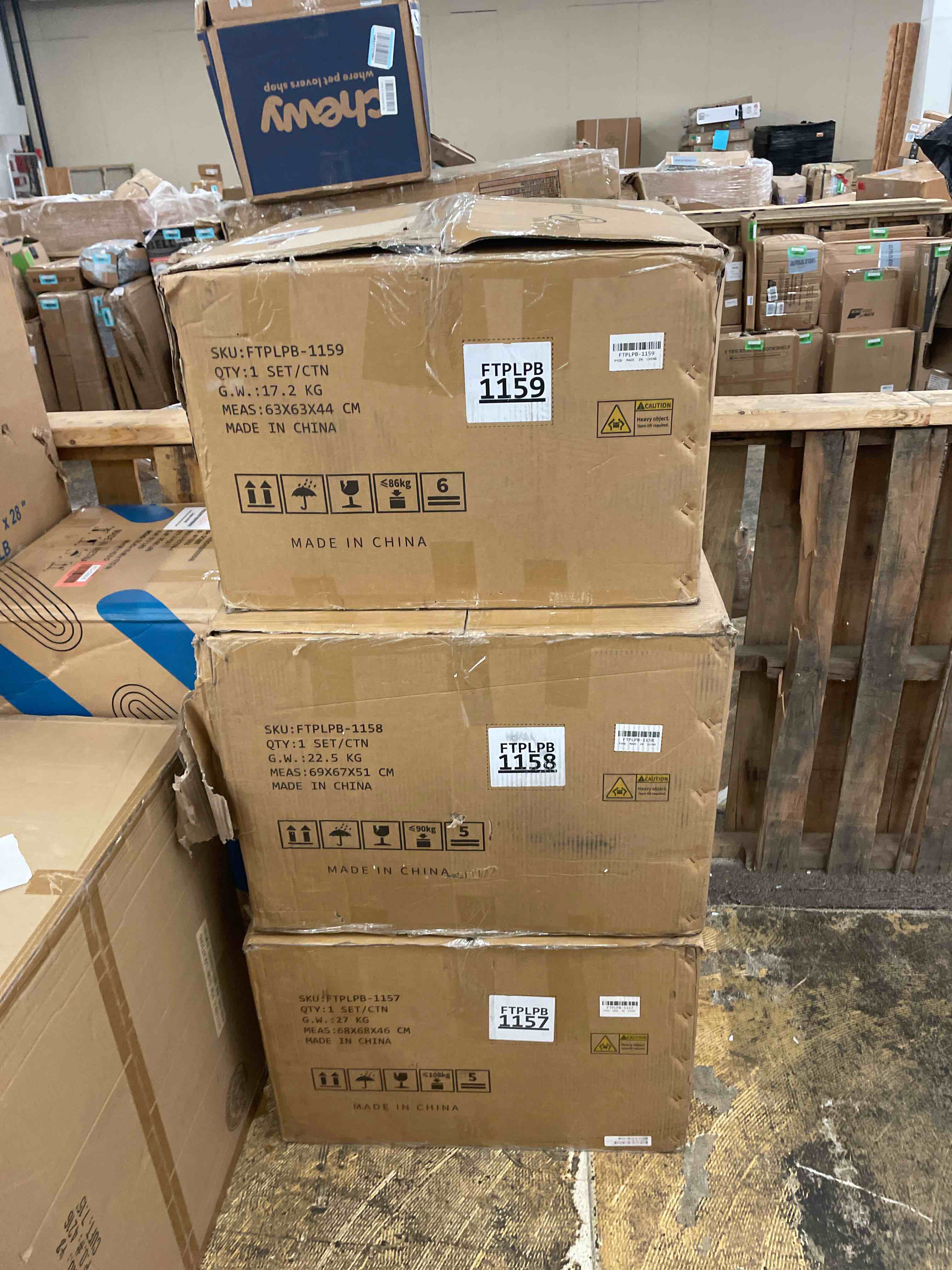 https://s3.amazonaws.com/lotting-images-prod/phillipi/RED5588082_1729191395819.jpeg