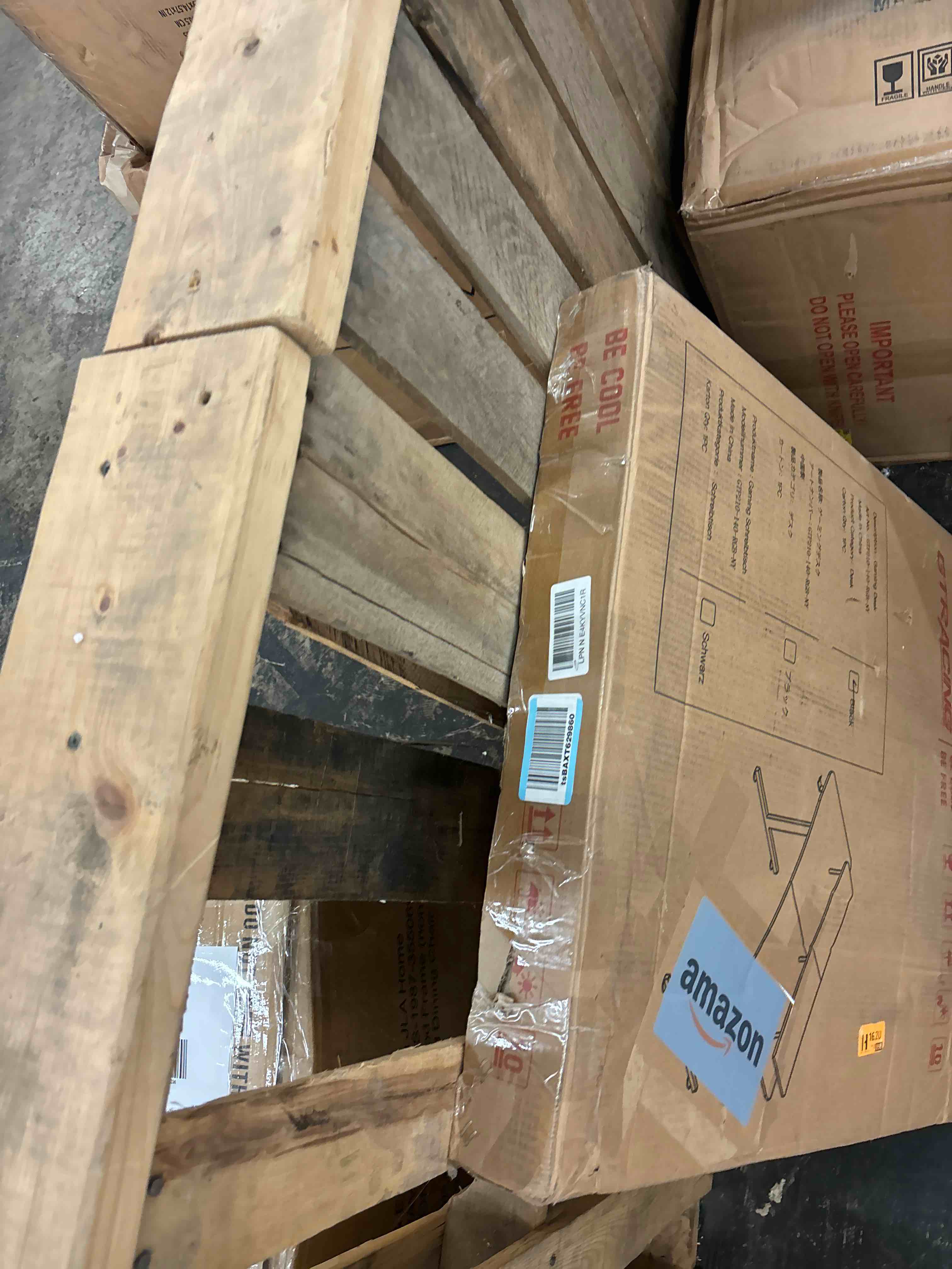 https://s3.amazonaws.com/lotting-images-prod/phillipi/RED5588217_1729524758694.jpeg