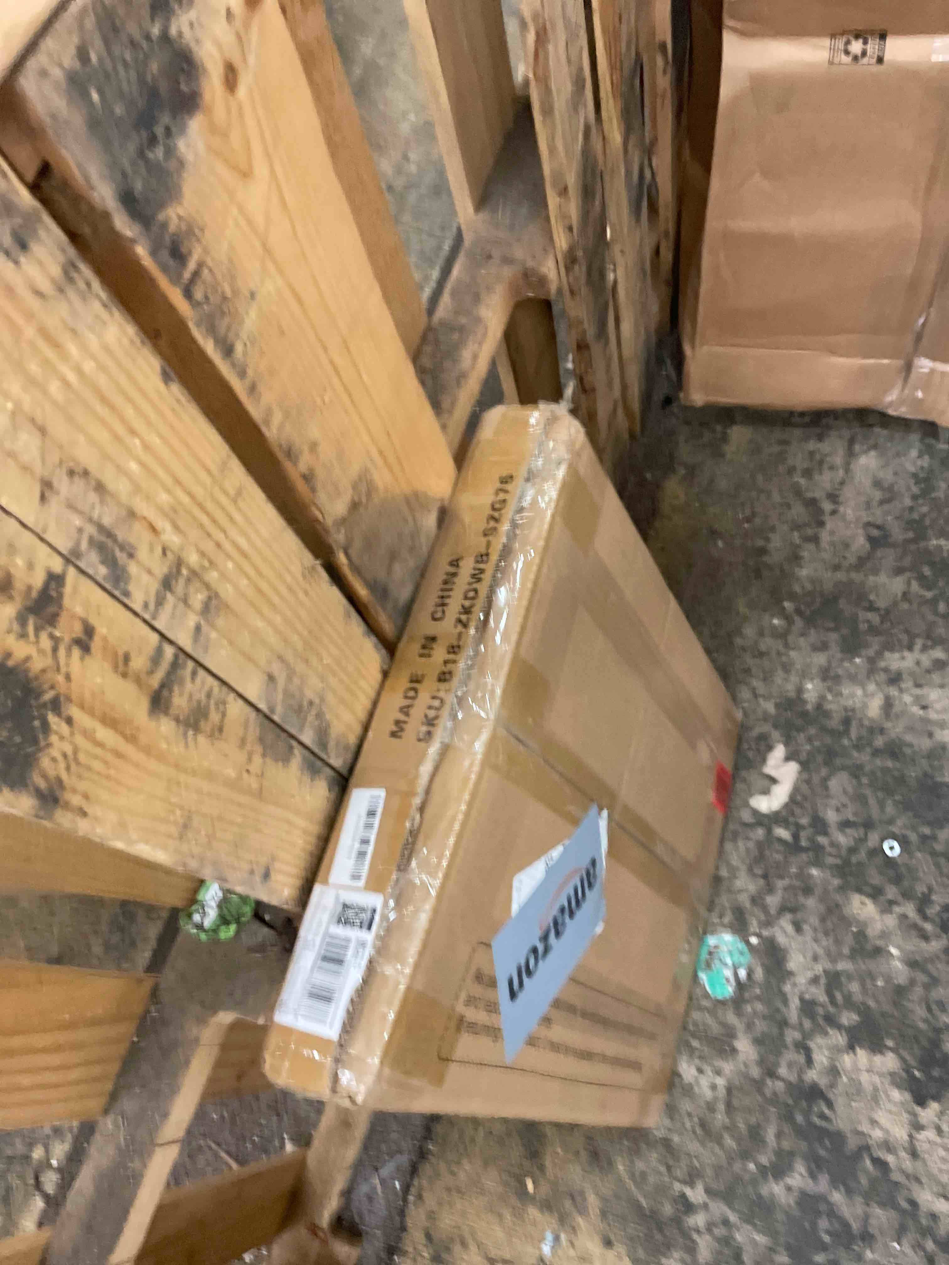 https://s3.amazonaws.com/lotting-images-prod/phillipi/RED5588337_1729658711788.jpeg