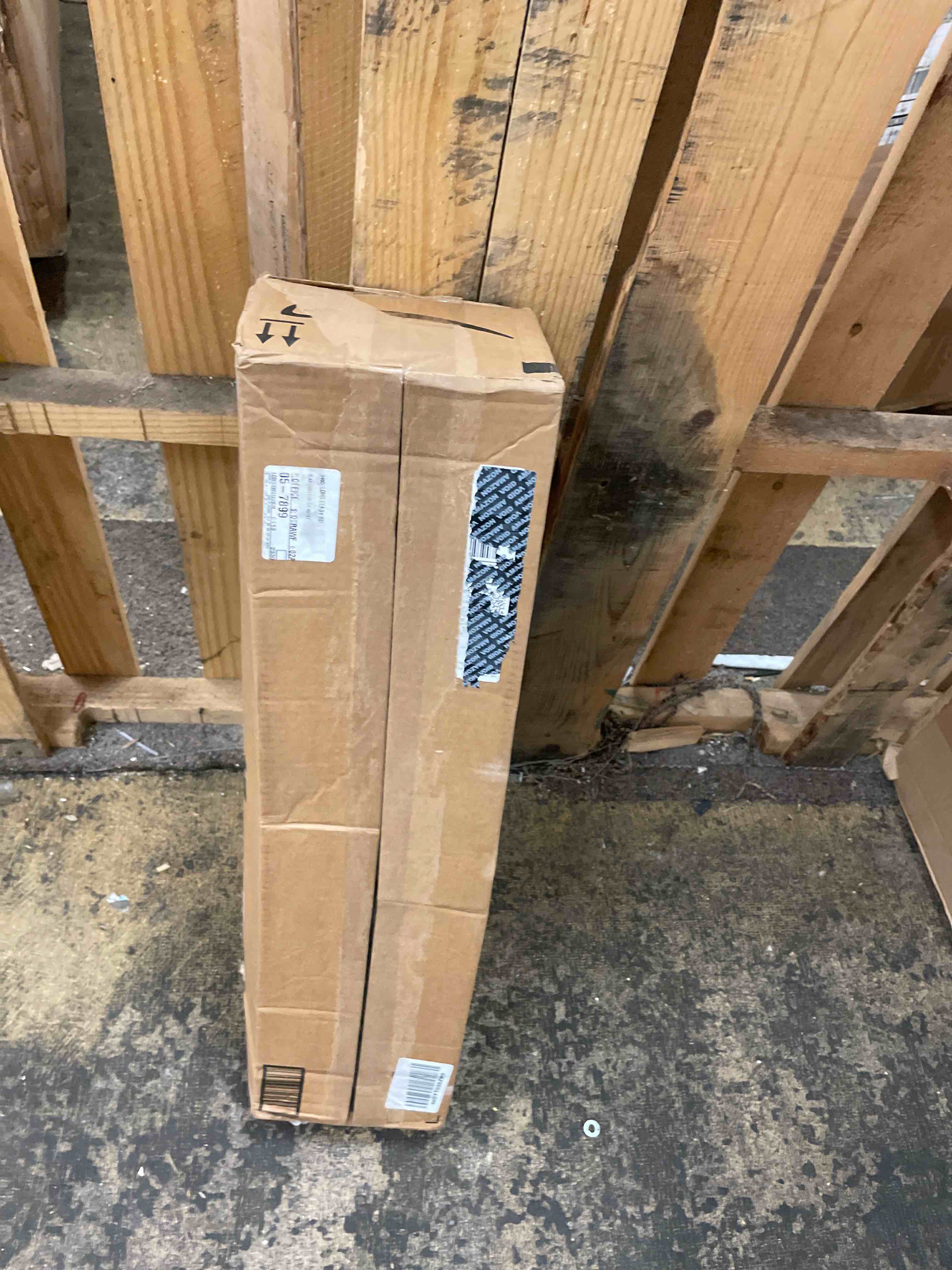 https://s3.amazonaws.com/lotting-images-prod/phillipi/RED5588345_1729659707228.jpeg