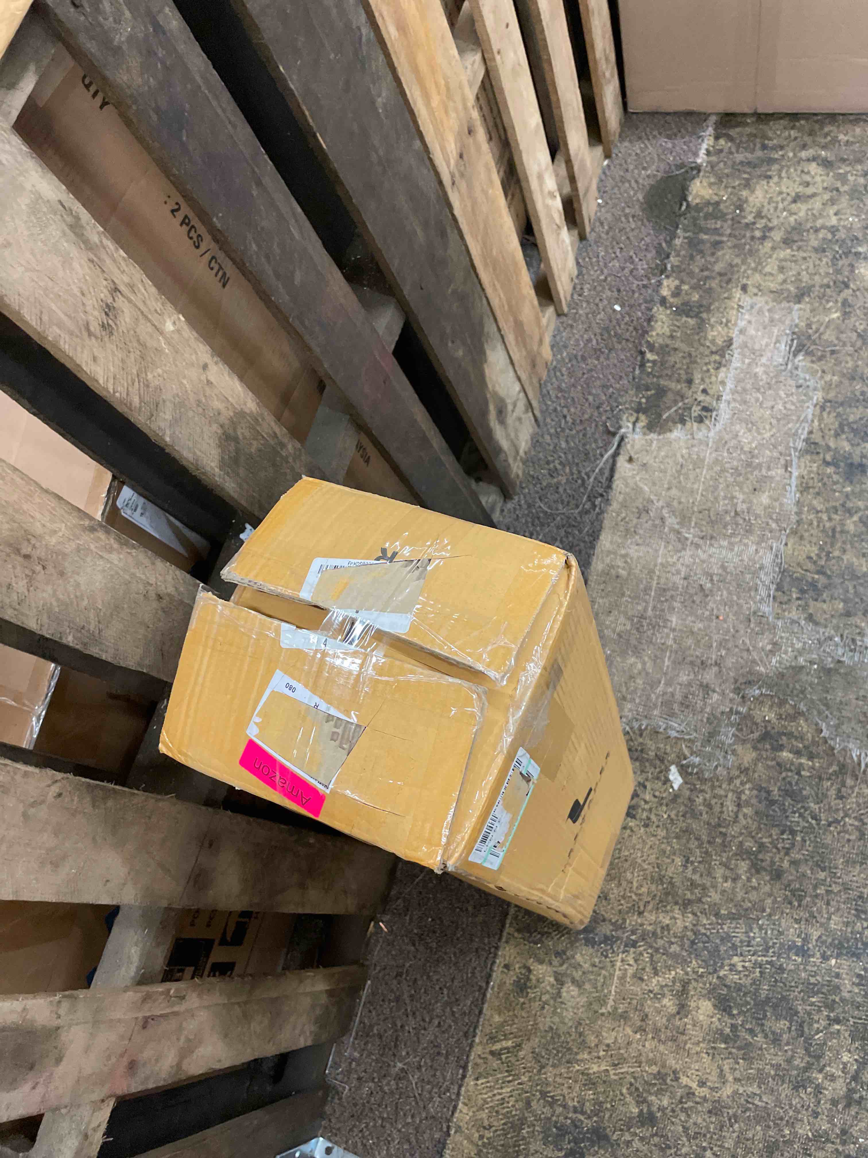 https://s3.amazonaws.com/lotting-images-prod/phillipi/RED5588419_1730396472936.jpeg