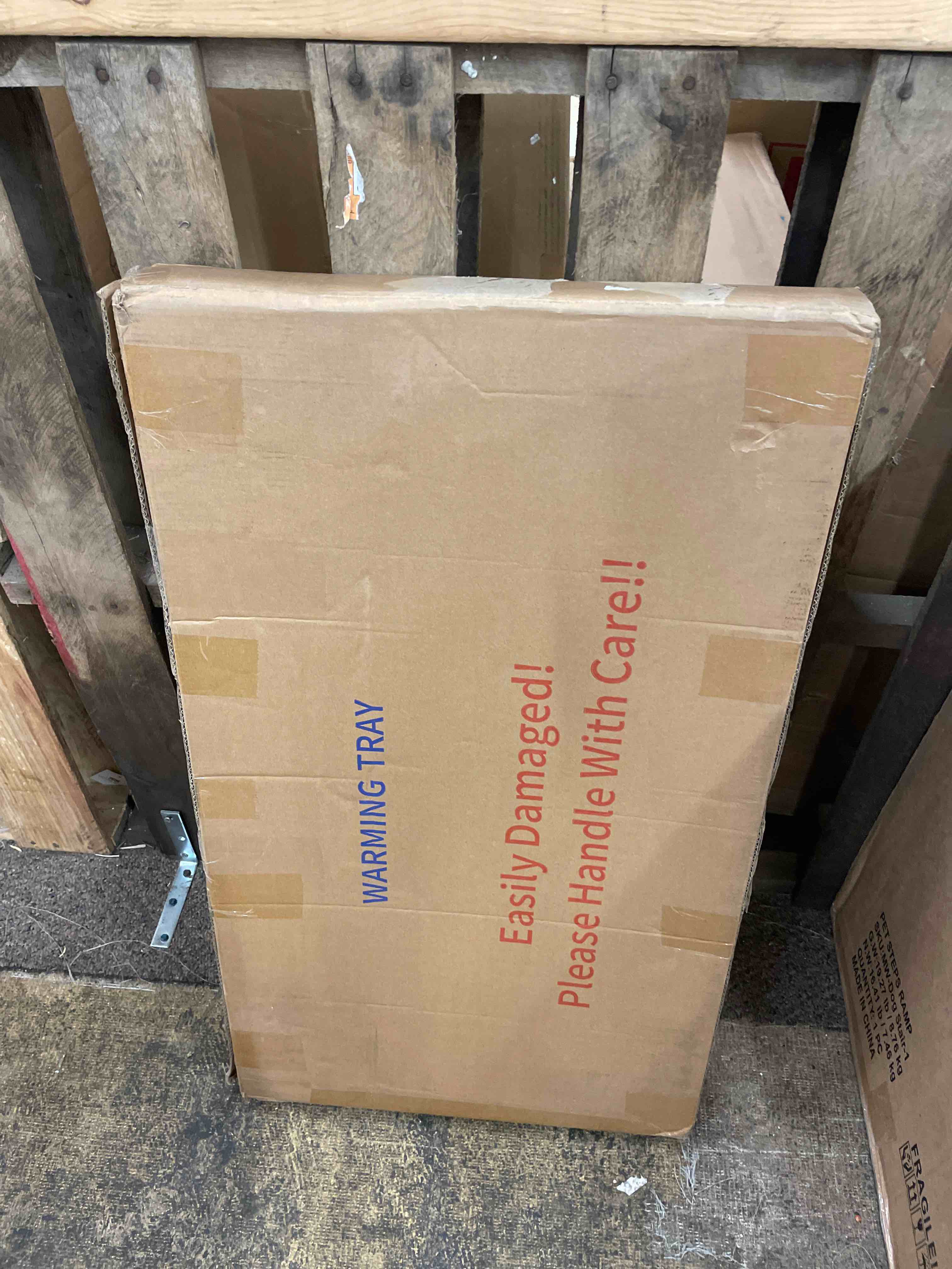 https://s3.amazonaws.com/lotting-images-prod/phillipi/RED5588439_1730399291557.jpeg