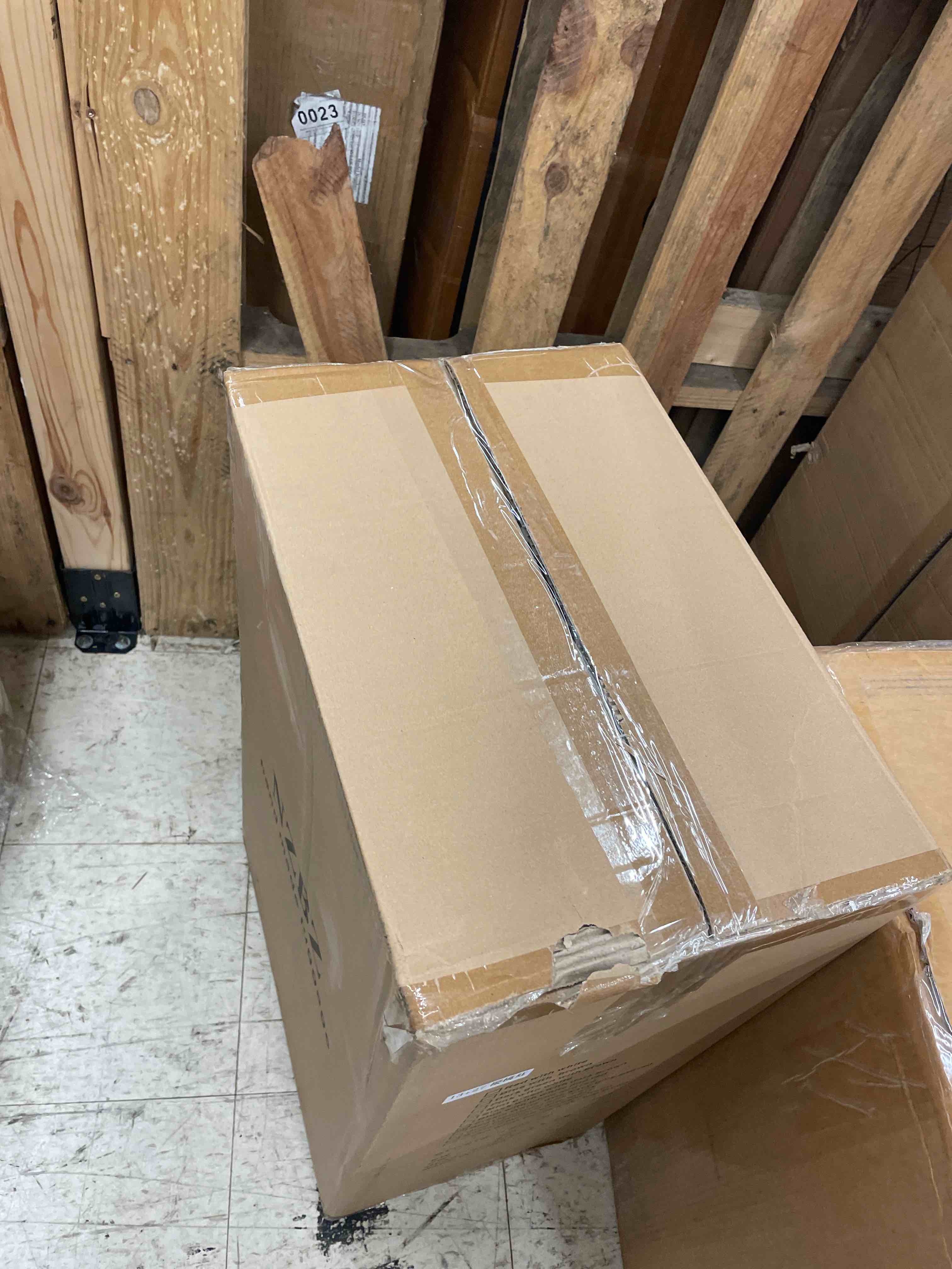 https://s3.amazonaws.com/lotting-images-prod/phillipi/RED5588456_1730405813229.jpeg