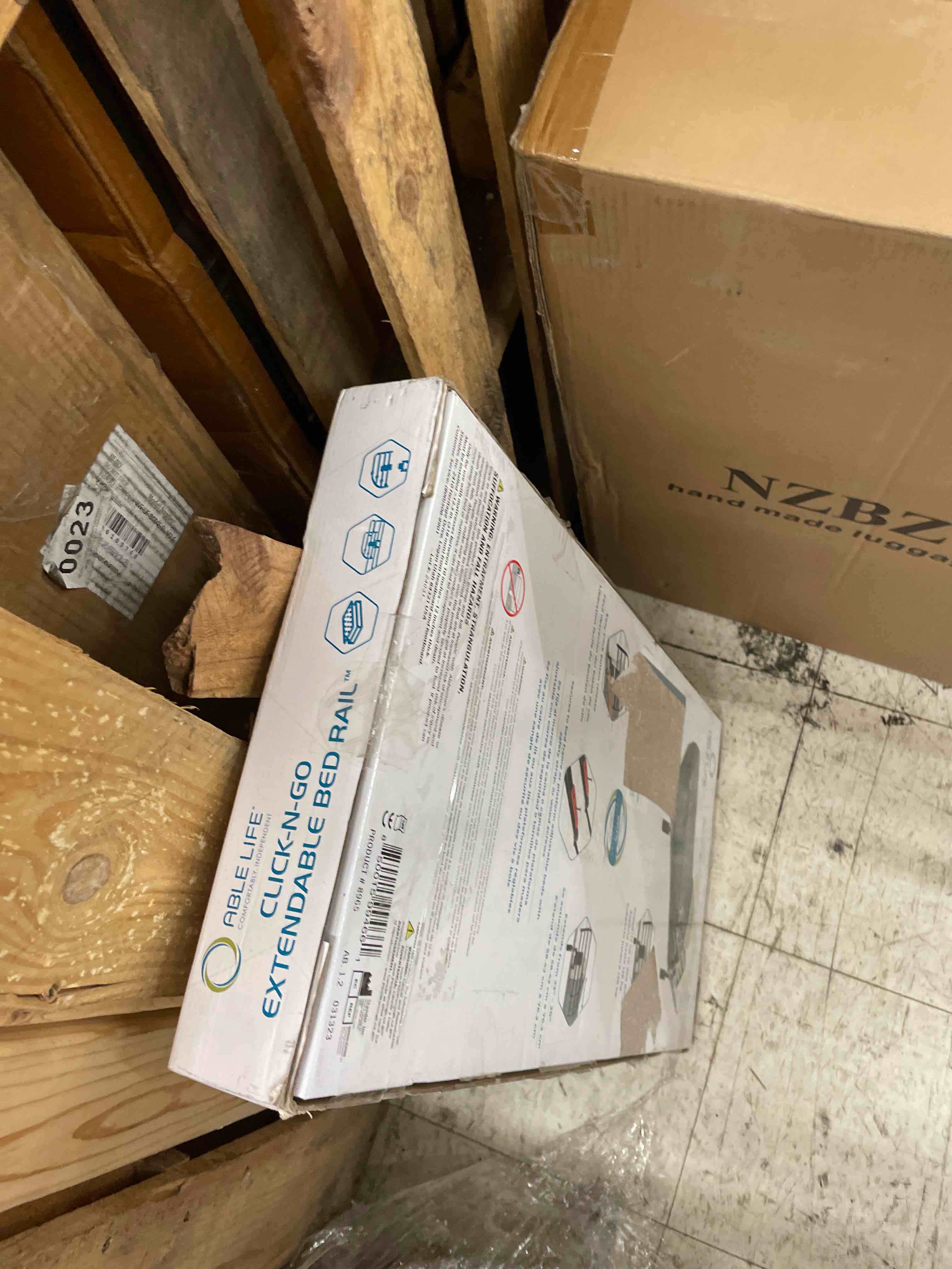 https://s3.amazonaws.com/lotting-images-prod/phillipi/RED5588457_1730405875755.jpeg