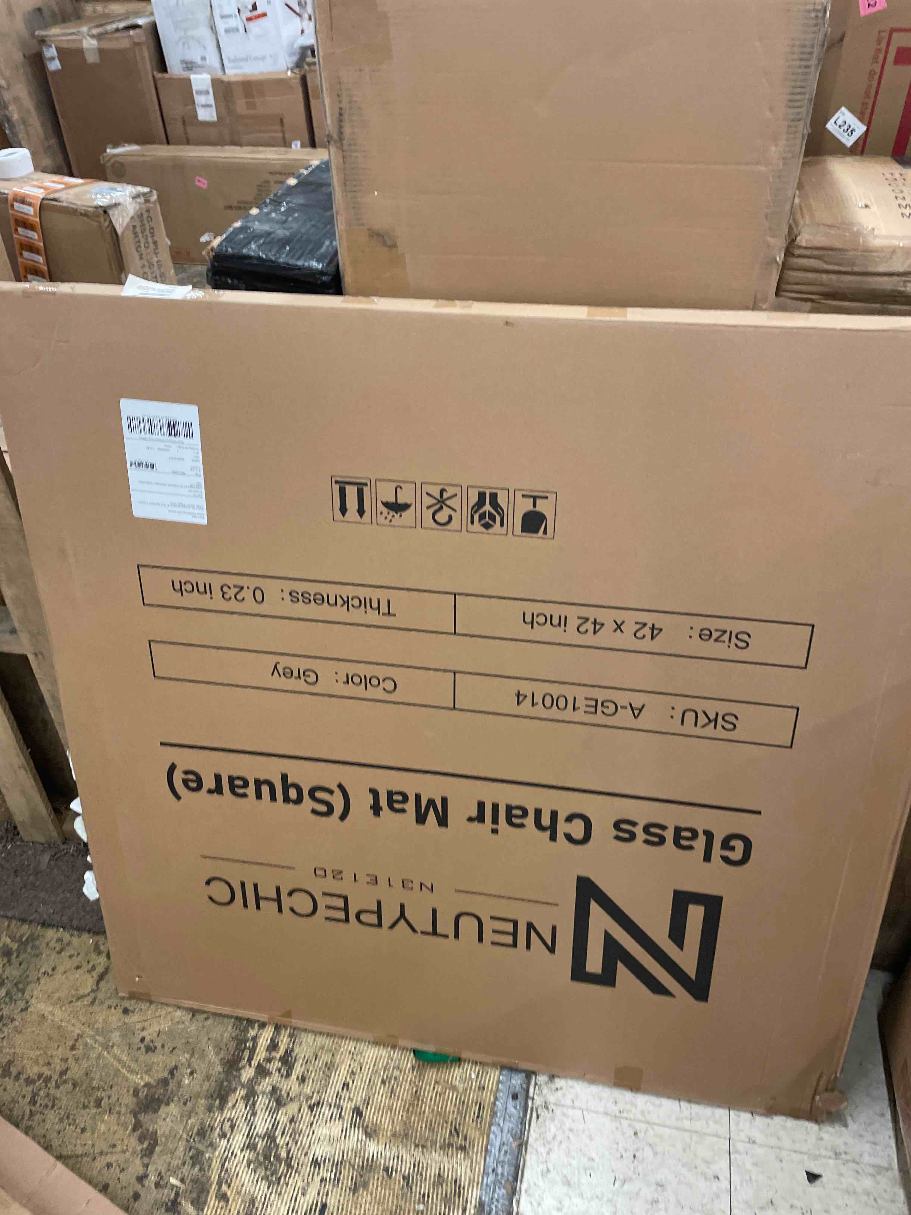 https://s3.amazonaws.com/lotting-images-prod/phillipi/RED5588468_1730406991224.jpeg