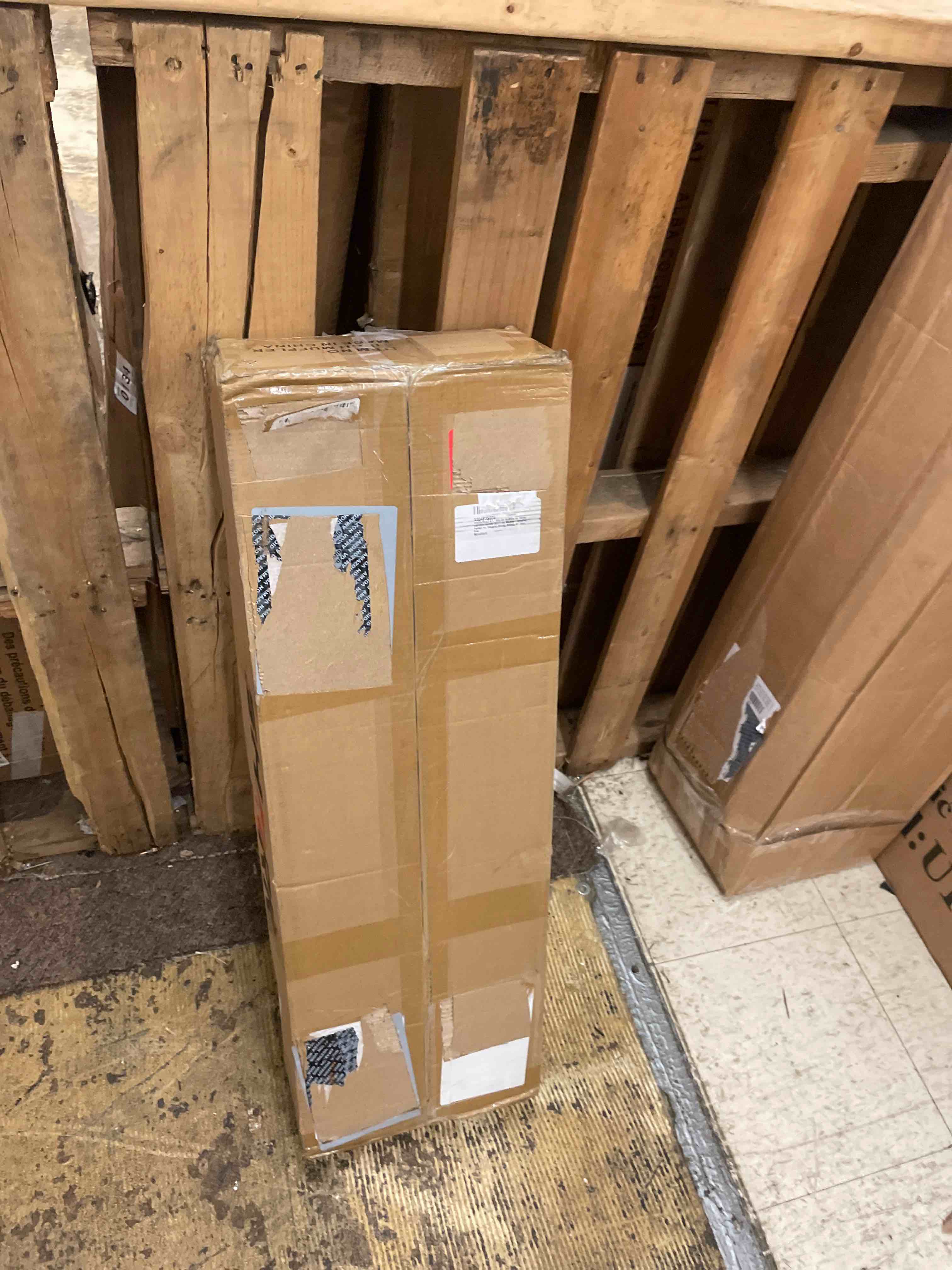 https://s3.amazonaws.com/lotting-images-prod/phillipi/RED5588475_1730407970568.jpeg