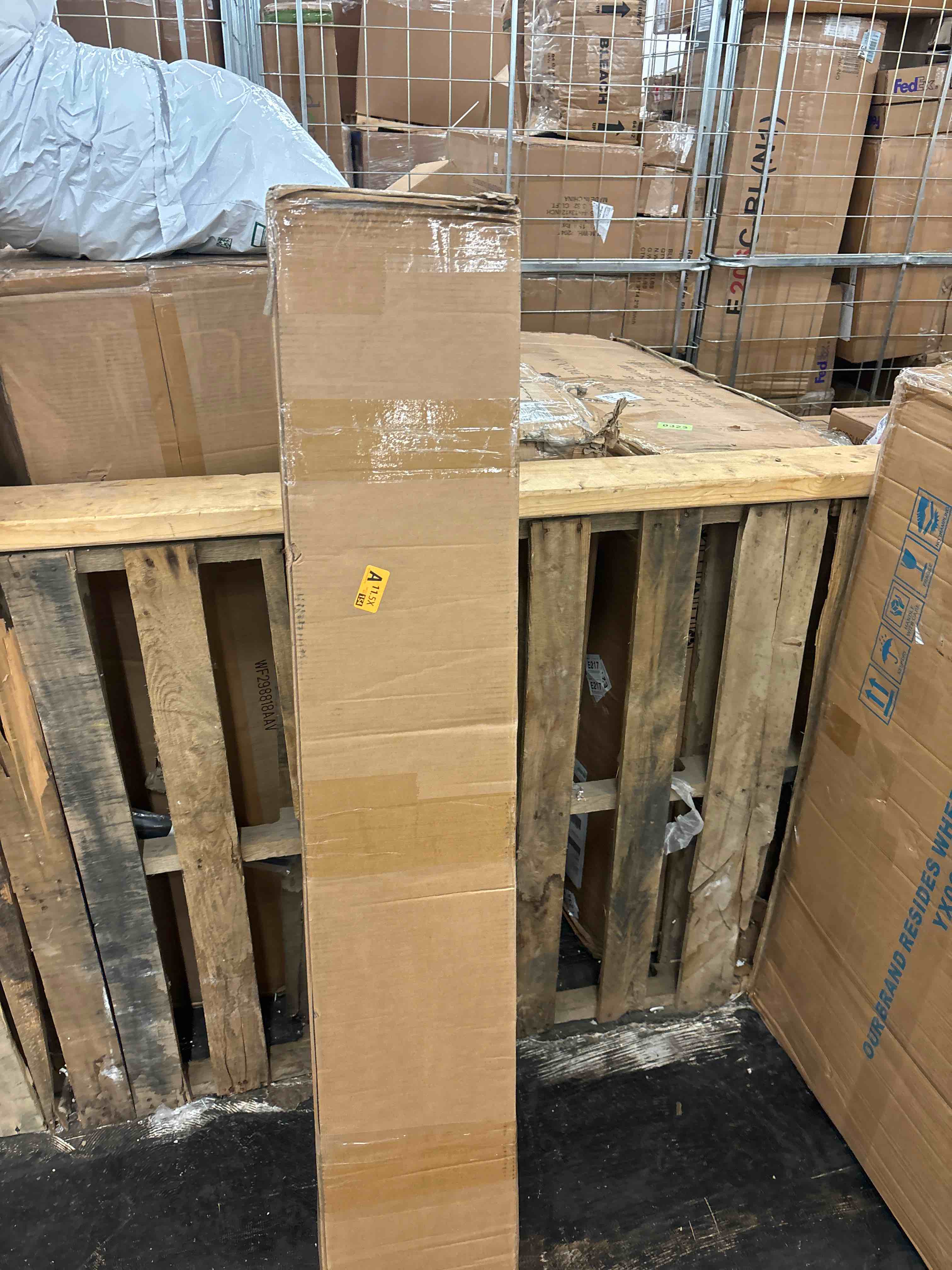 https://s3.amazonaws.com/lotting-images-prod/phillipi/RED5588618_1731061210591.jpeg