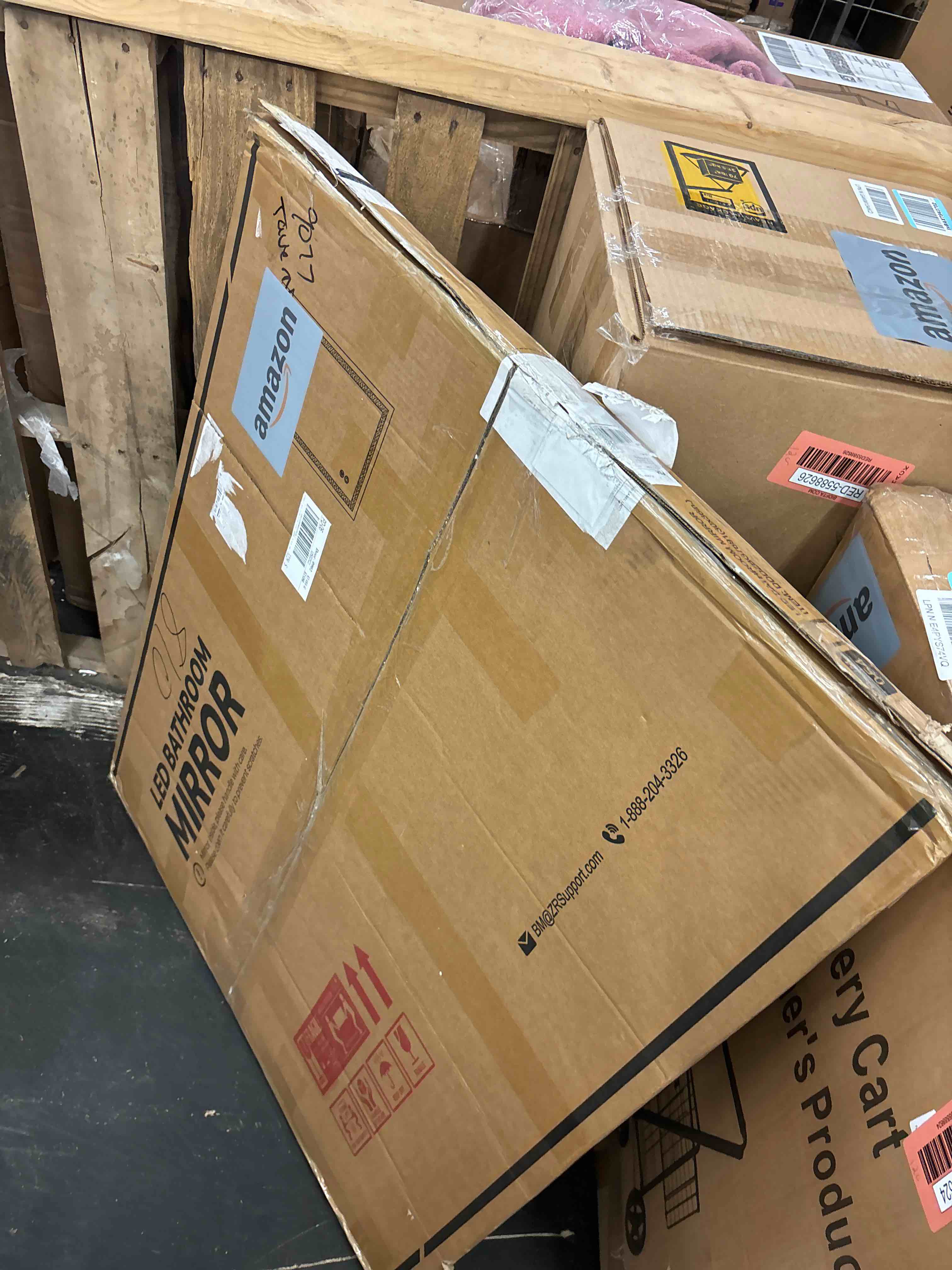 https://s3.amazonaws.com/lotting-images-prod/phillipi/RED5588622_1731060866308.jpeg